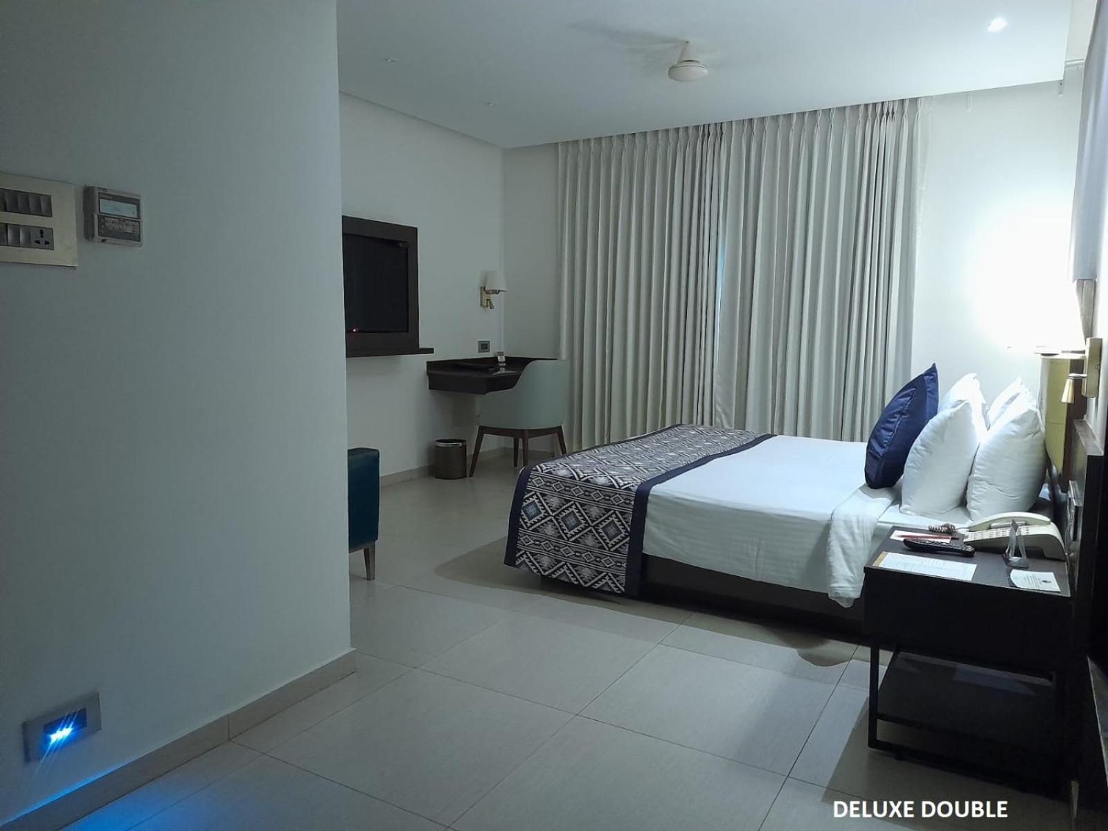 Deluxe Double Room - Photo 1