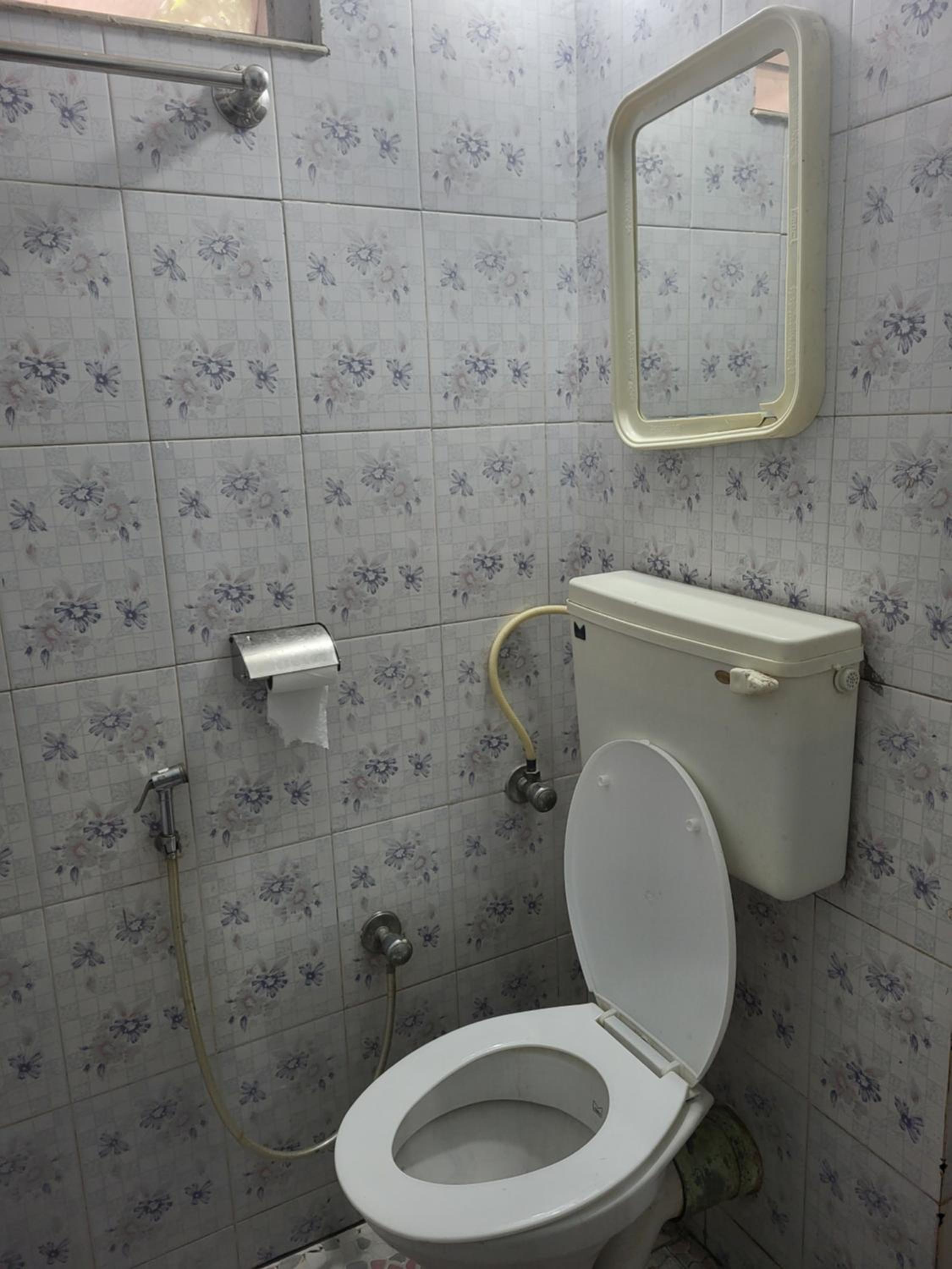 Single Room photo 3