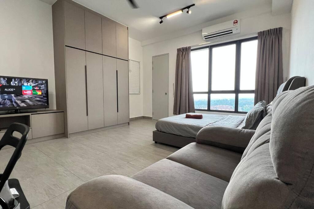 Studio Apartment photo 1