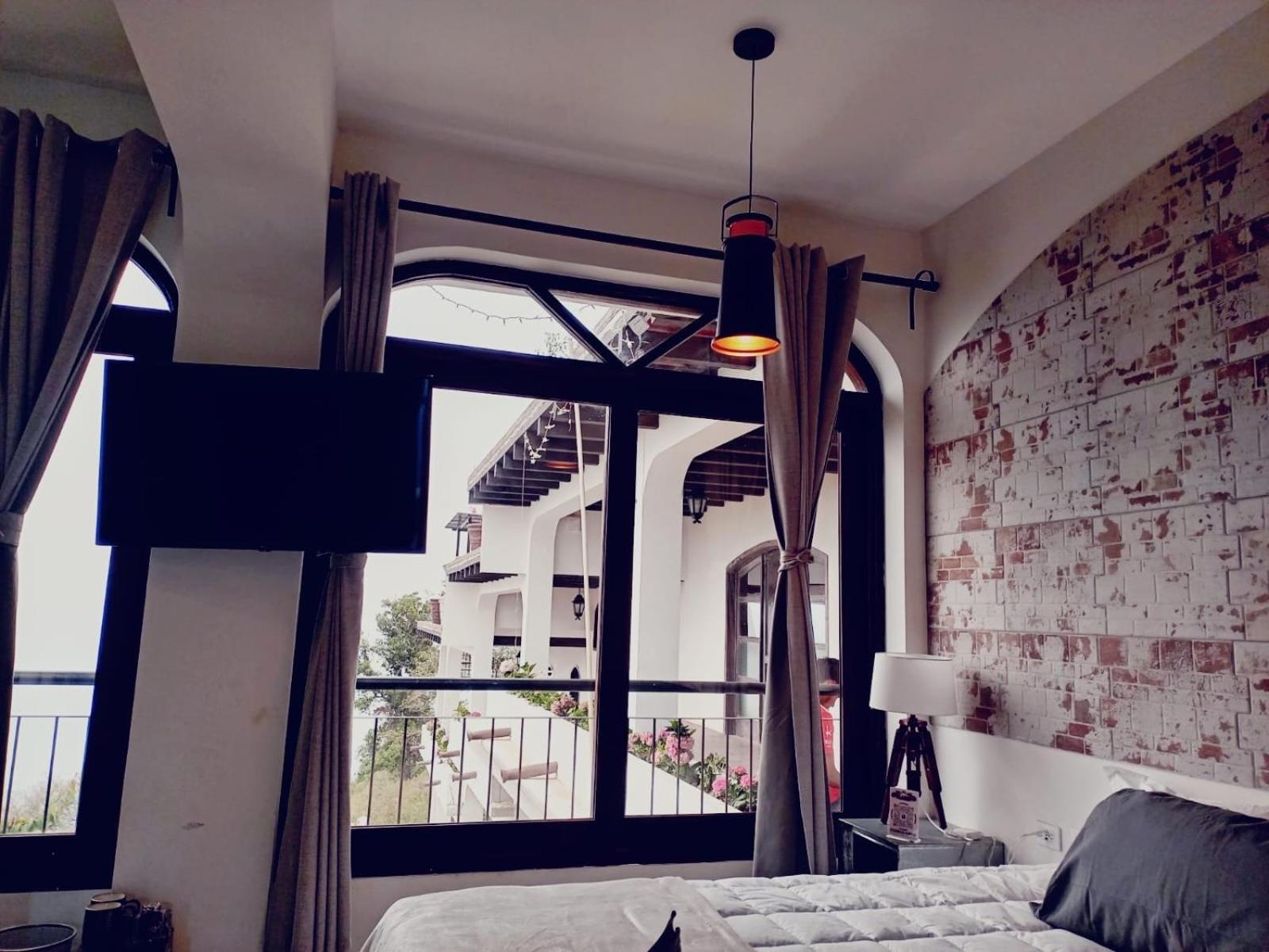 Junior Suite With Mountain View