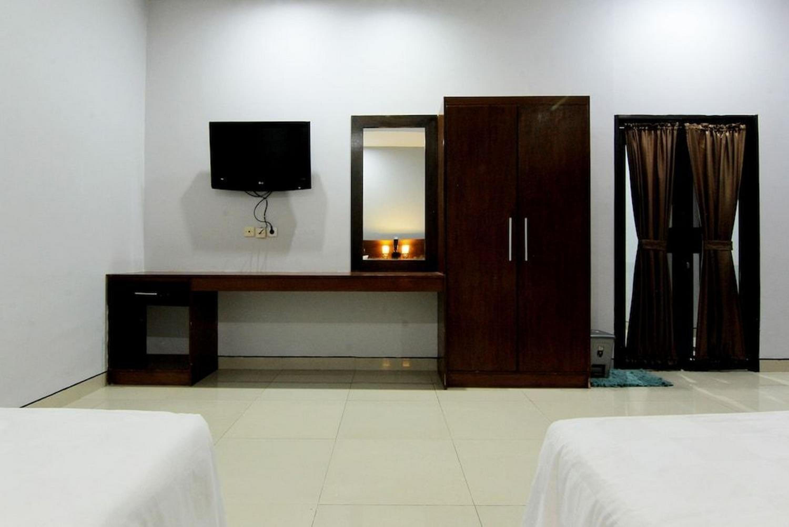 Deluxe Double Room photo 2