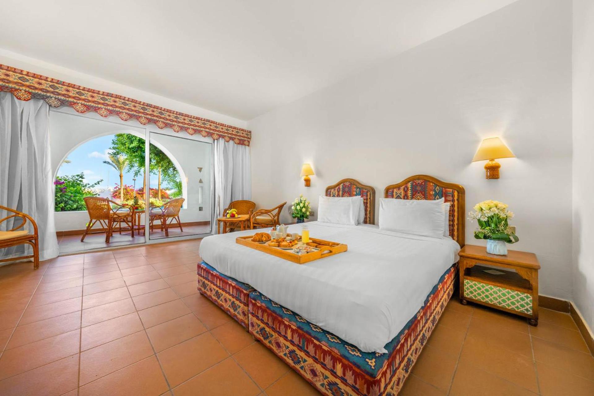 Sultan Queen Room - With Sea View