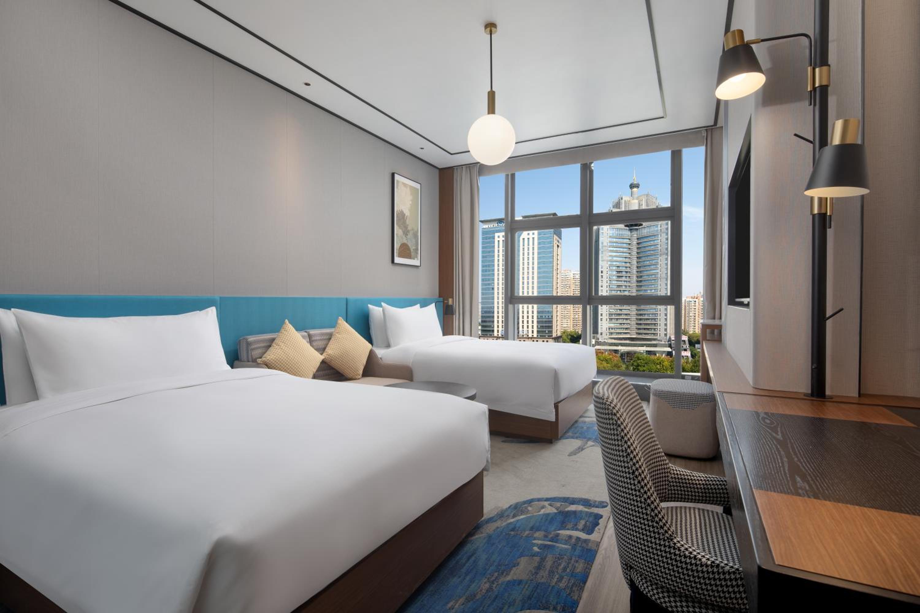 Deluxe Twin Room photo 3