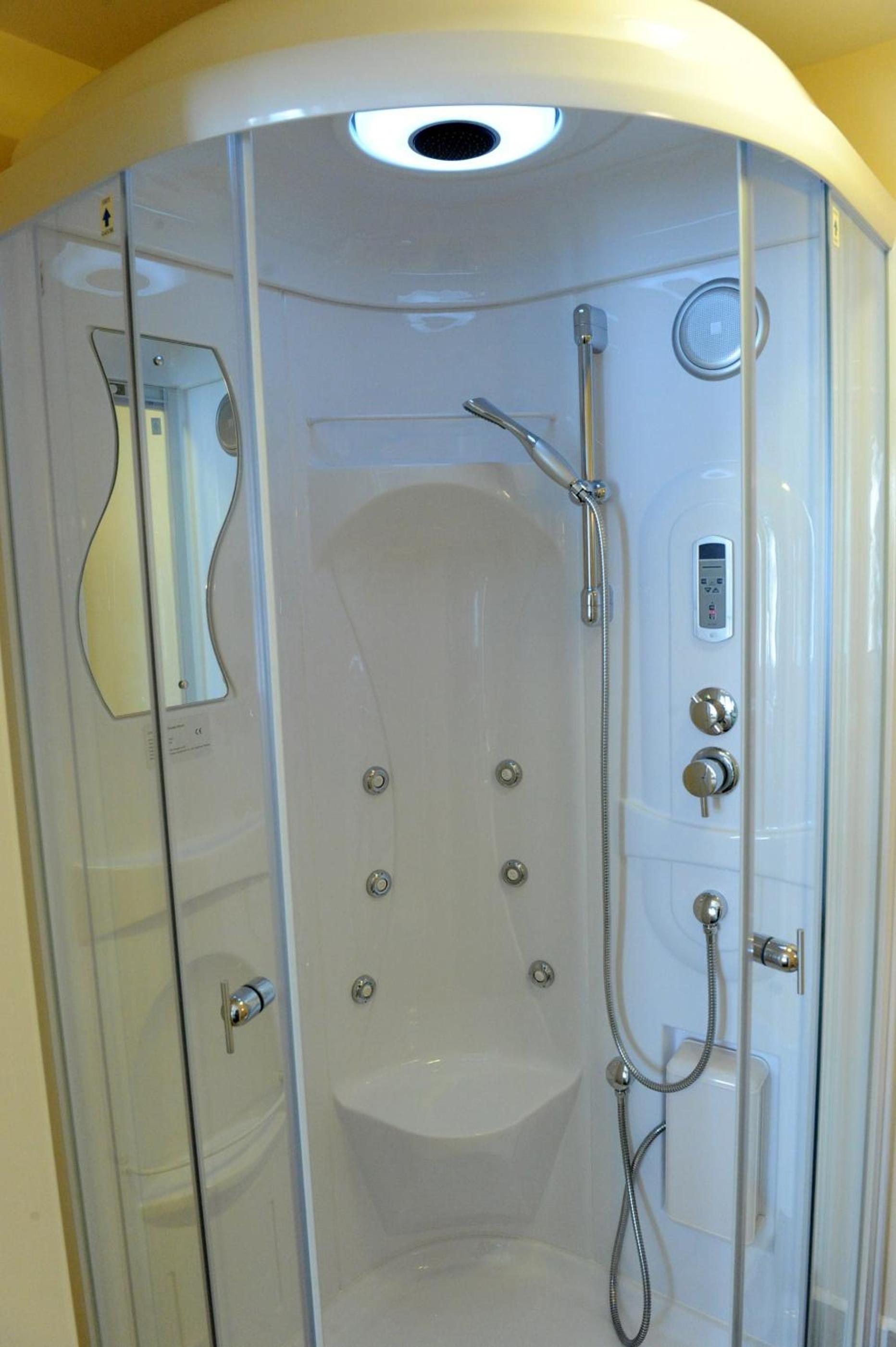 King Room - Photo 12
