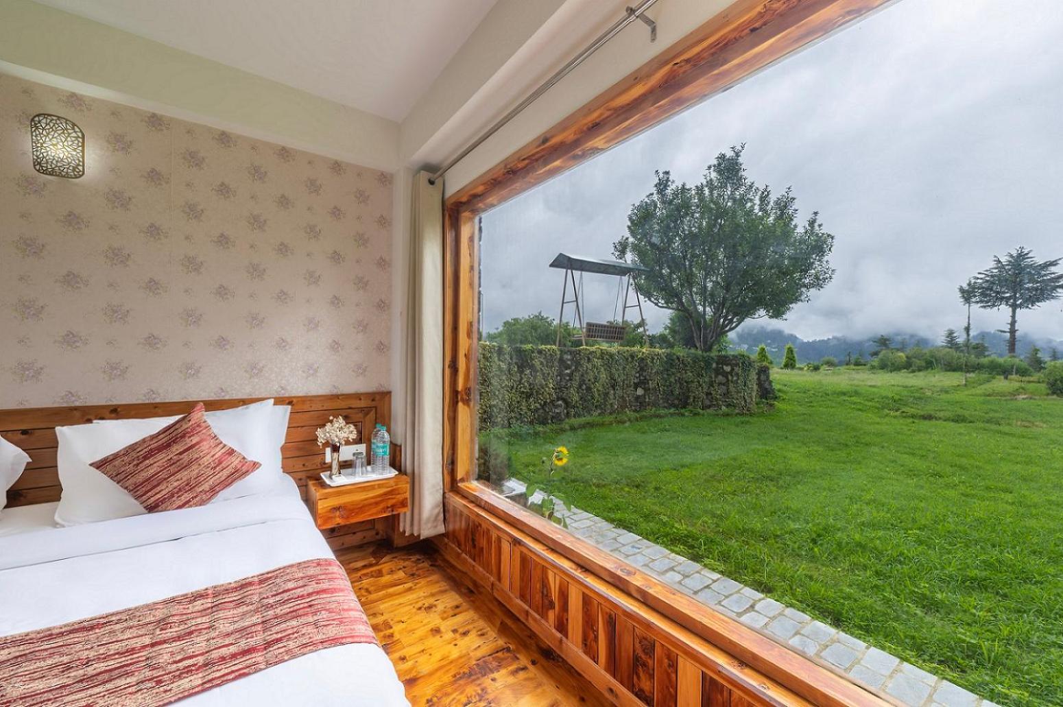 Deluxe Double Room photo 2