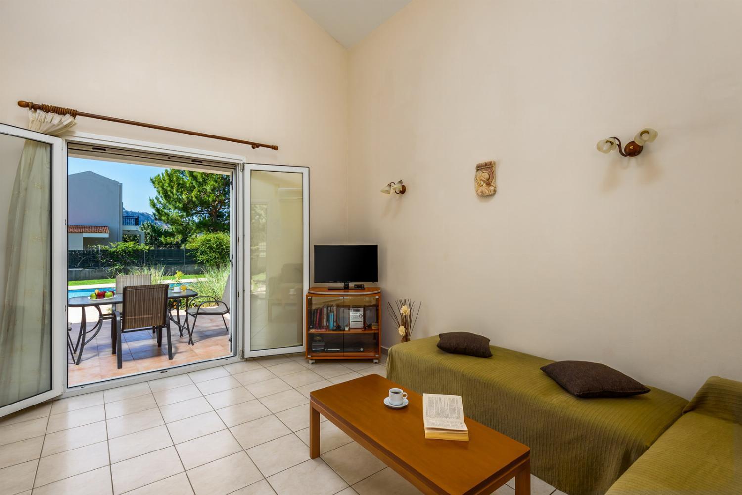 Villa photo 1