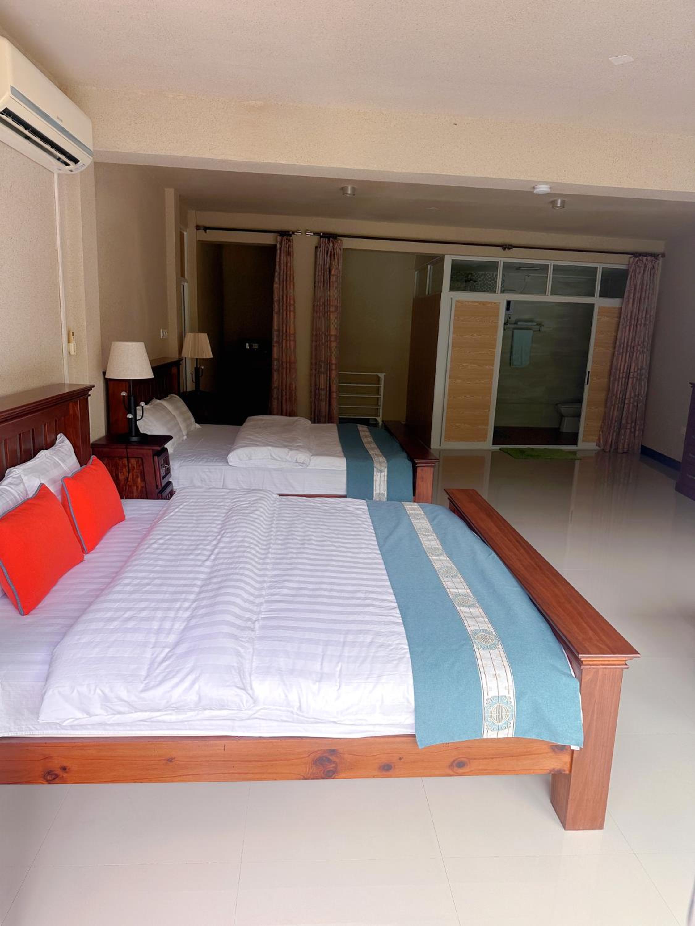 Quadruple Room with Garden View