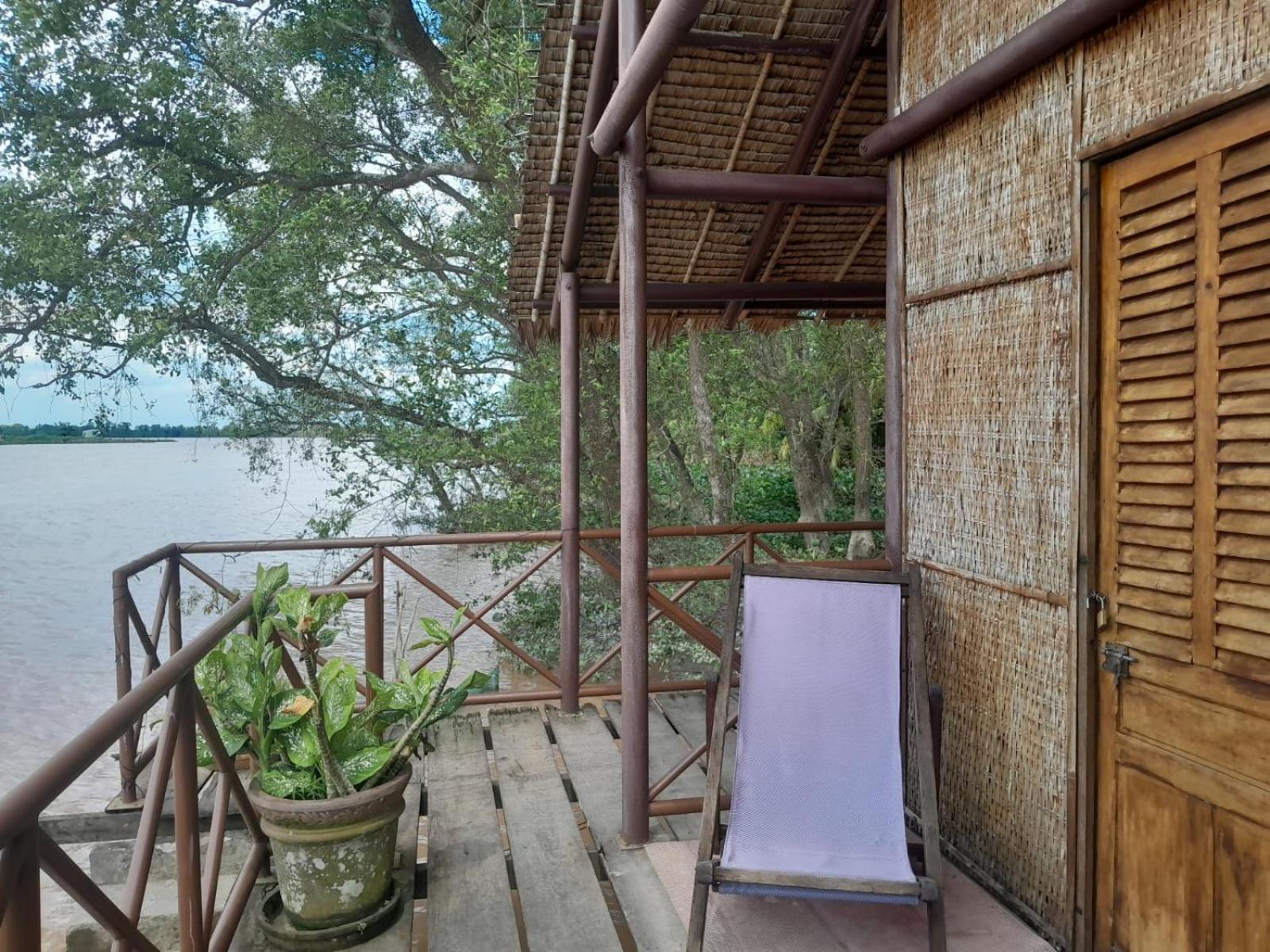 Cottage with River View photo 1
