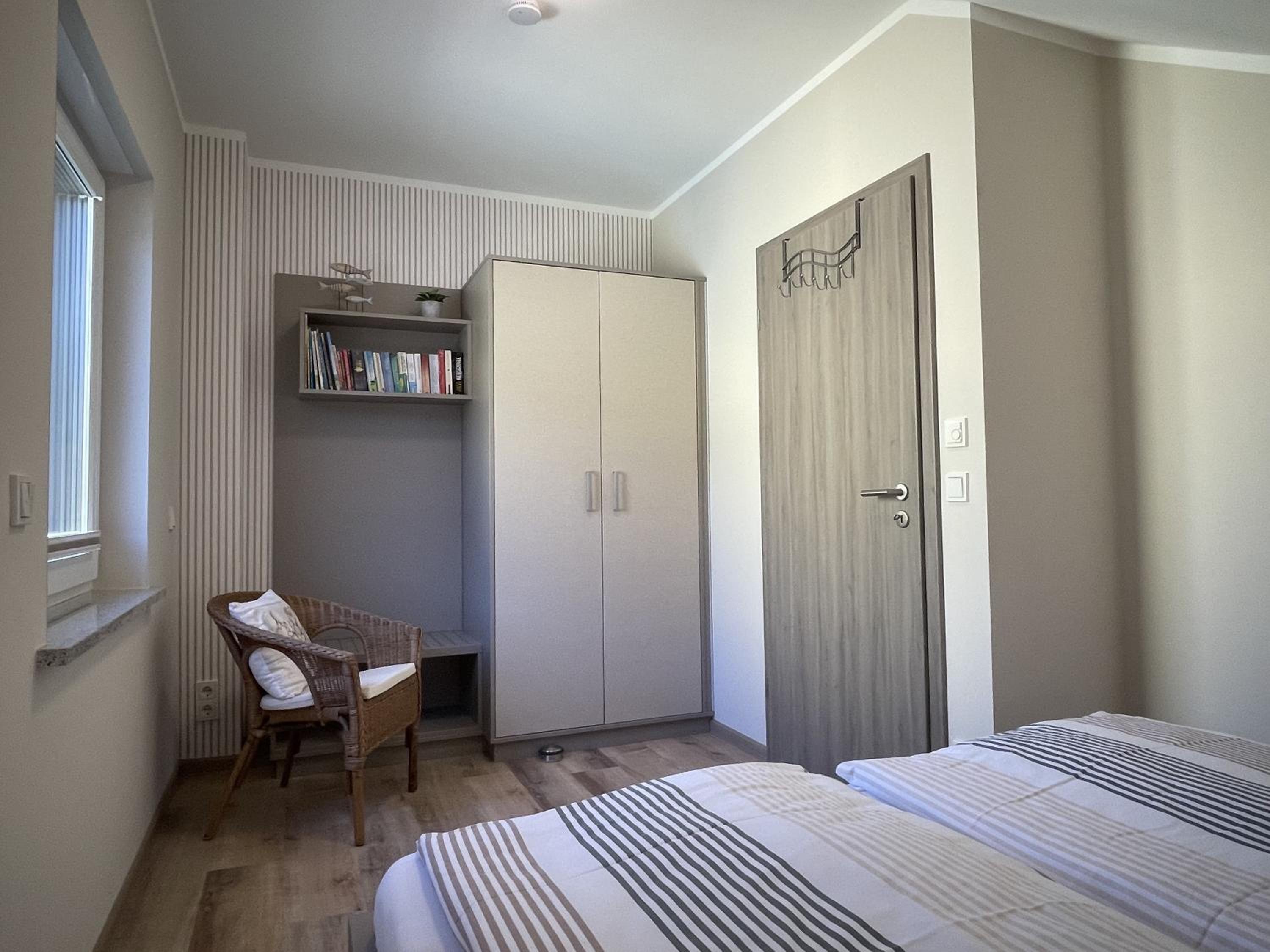 Two-Bedroom Apartment with Lake View photo 2