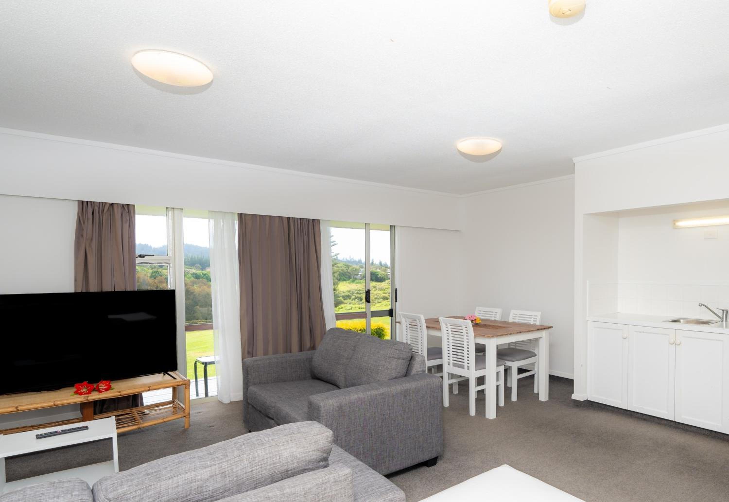 Deluxe Double Room with Valley View photo 1