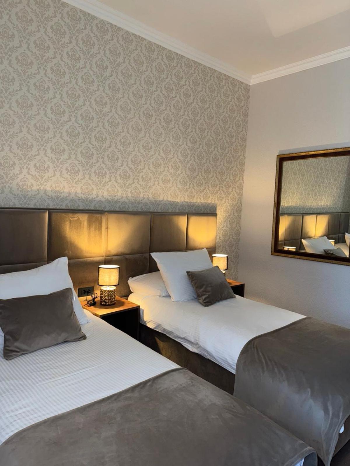 Superior Twin Room photo 1