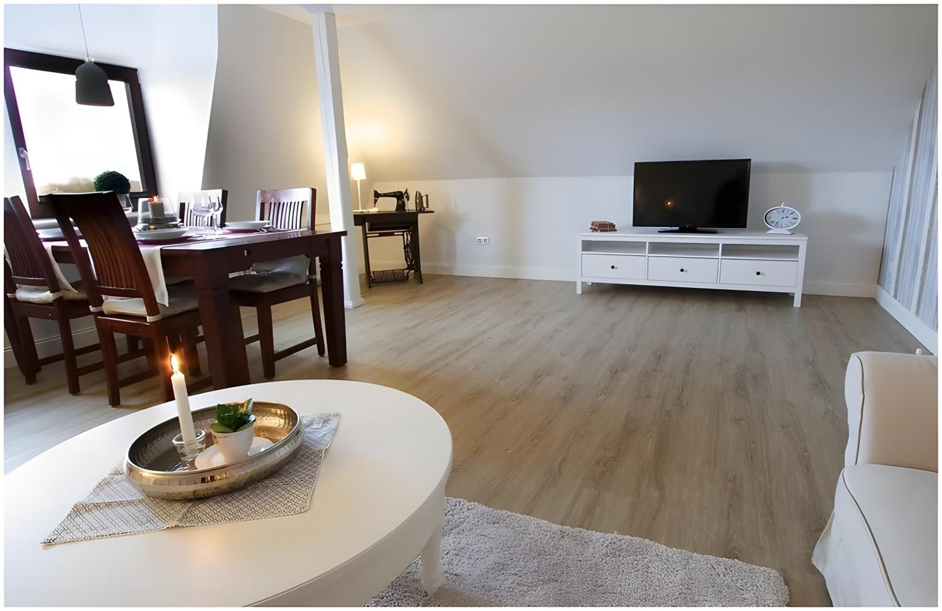 One-Bedroom Apartment with Garden View photo 2