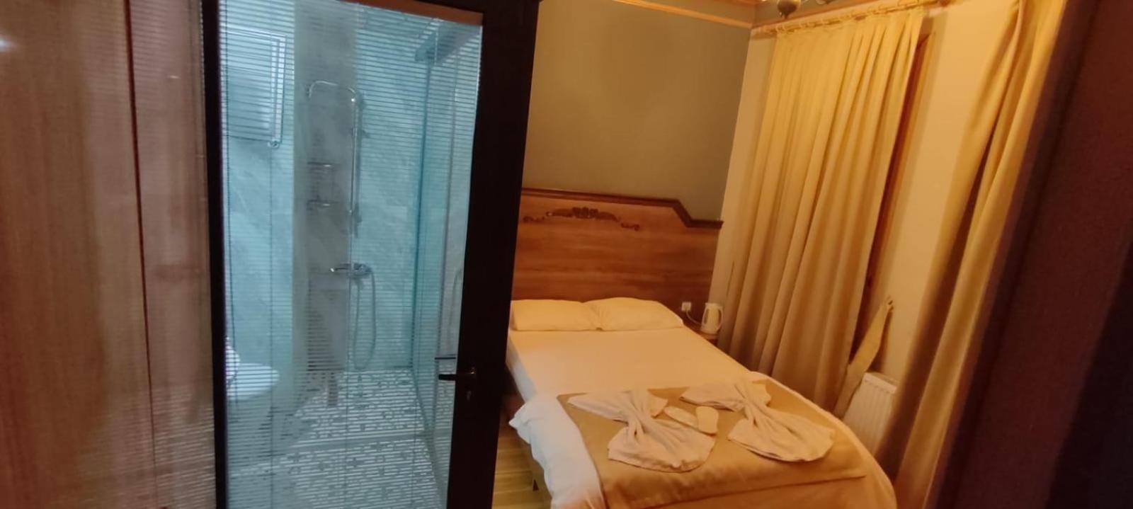 Small Double Room photo 1
