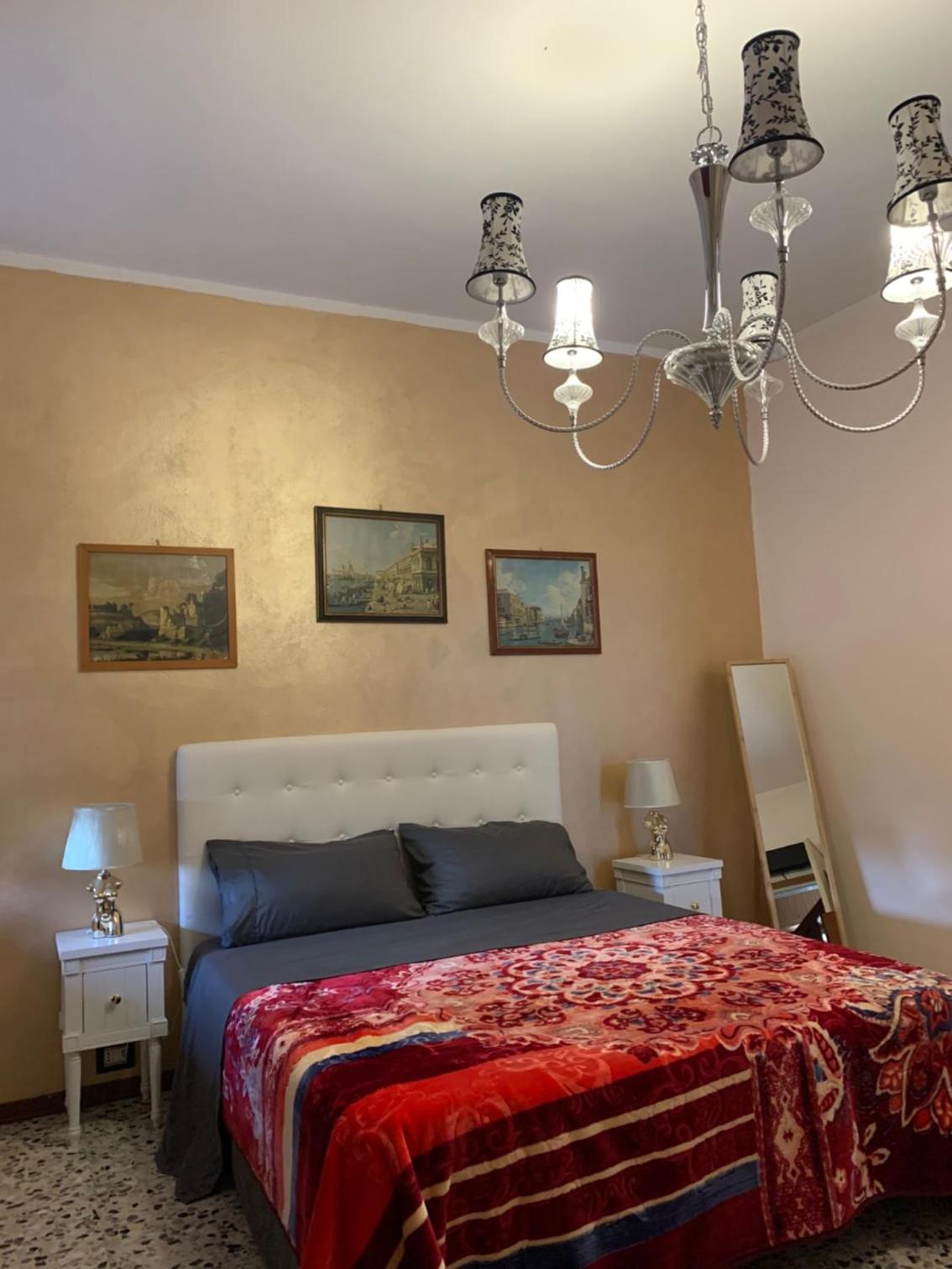 Double Room - Photo 10