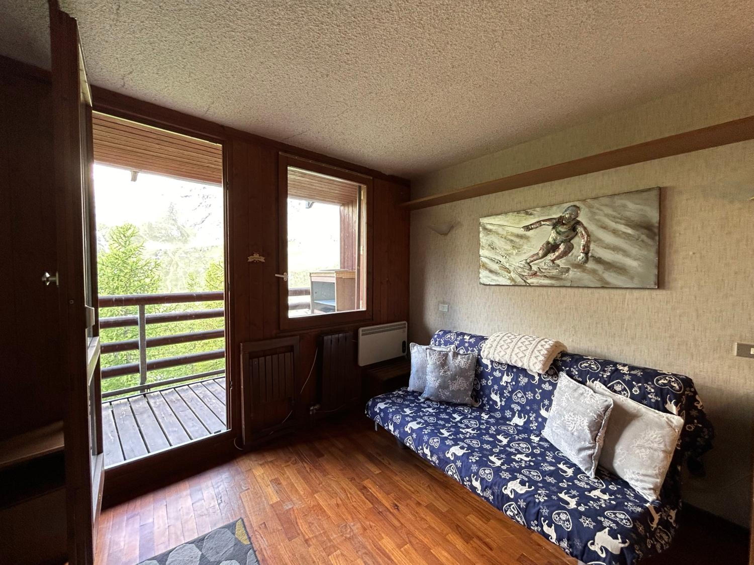 One-Bedroom Apartment with Balcony - Apartment n. 618