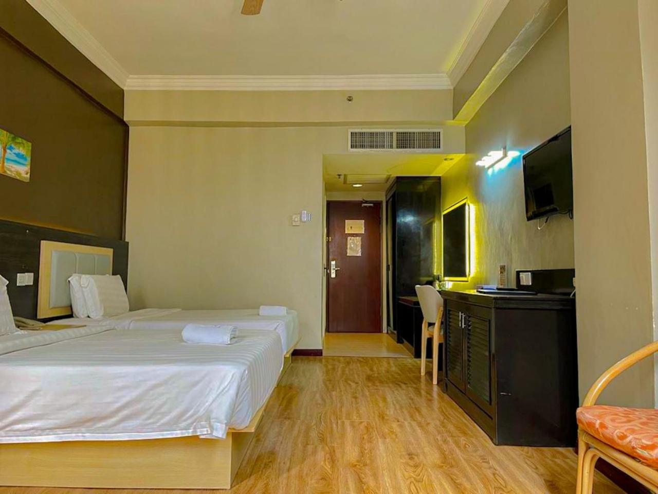Superior Double or Twin Room - Photo 3