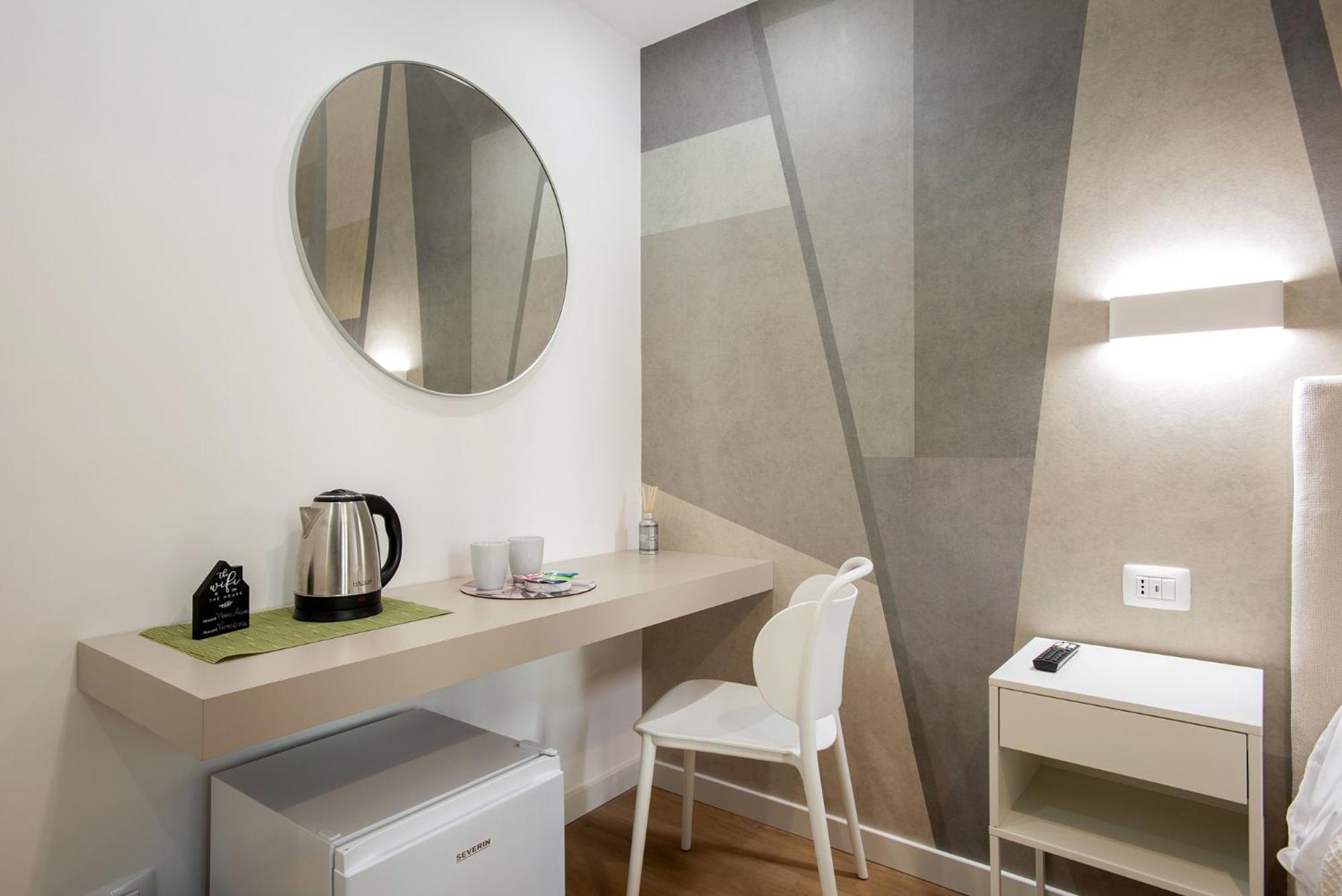 Deluxe Room (2 Adults + 1 Child)