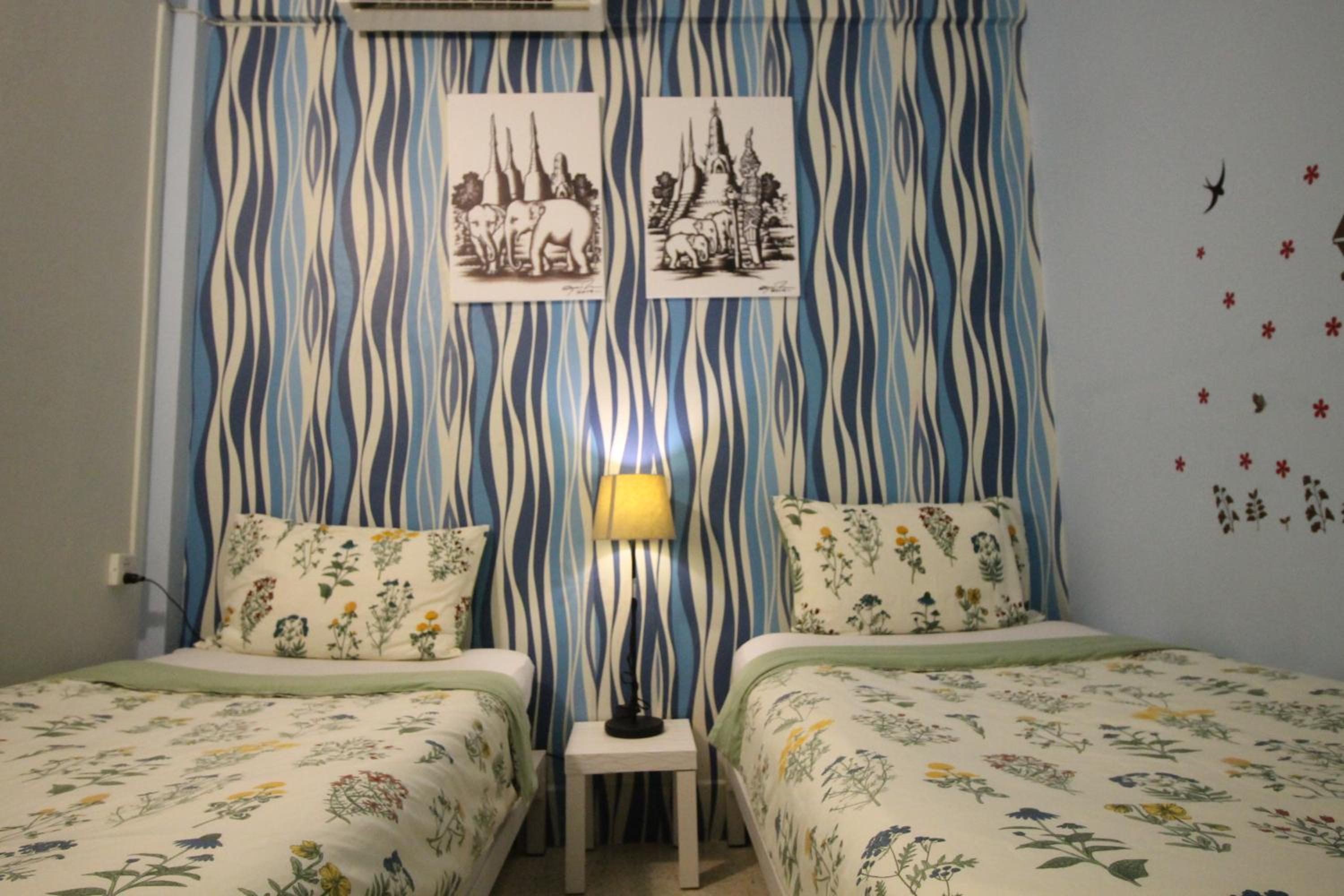 Basic Twin Room with No Window photo 3