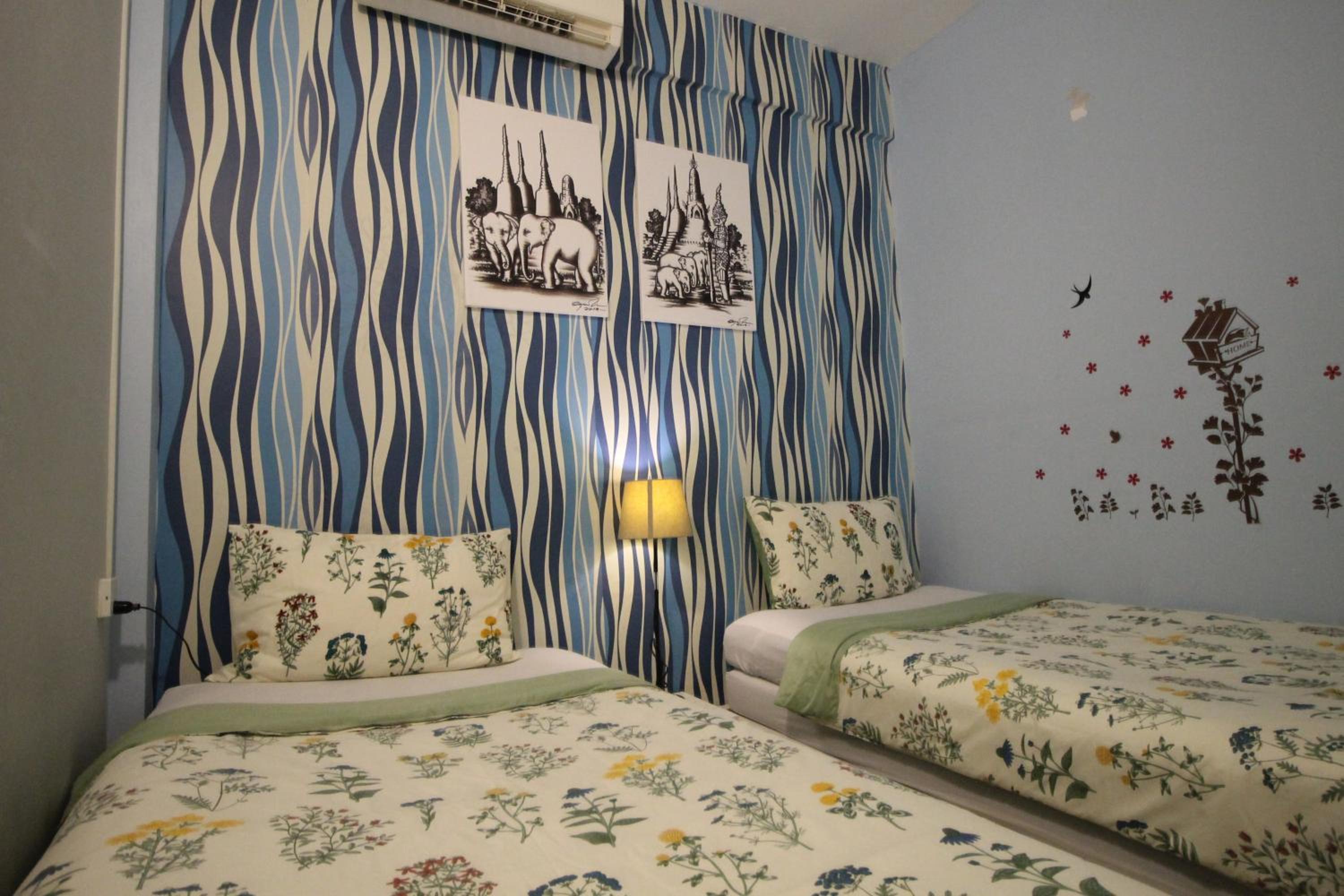 Basic Twin Room with No Window photo 1
