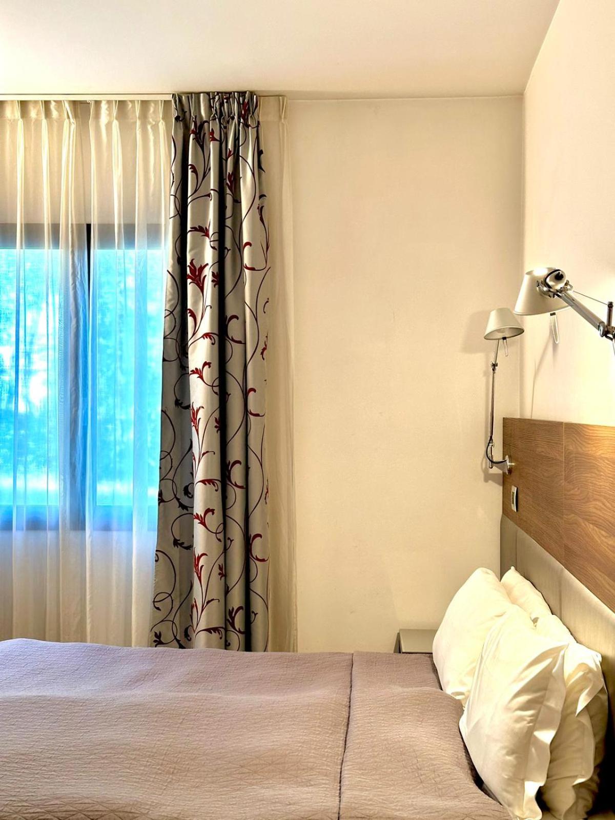 Double Room - Disability Access - Photo 1