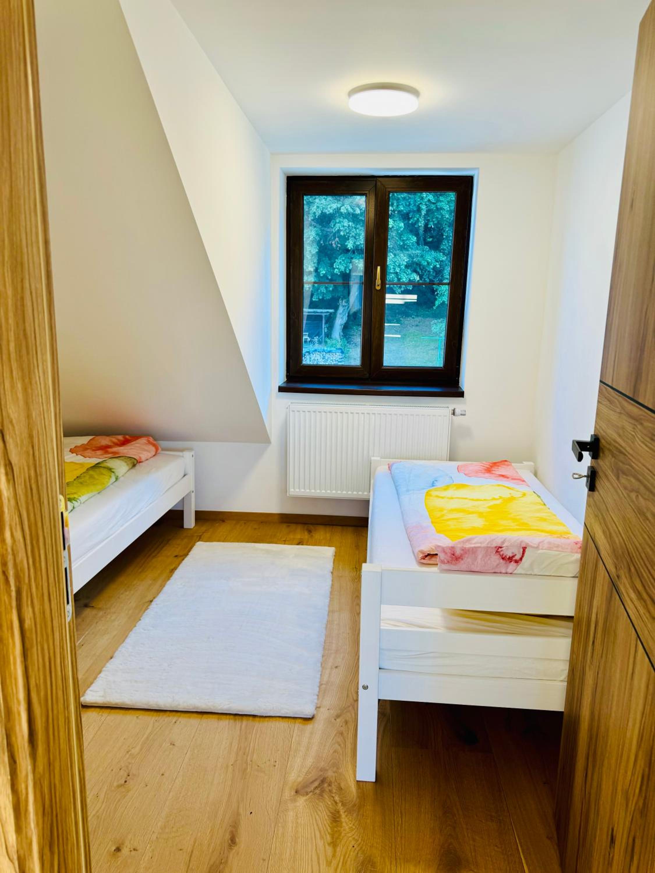 Two-Bedroom Apartment With Mountain View photo 2