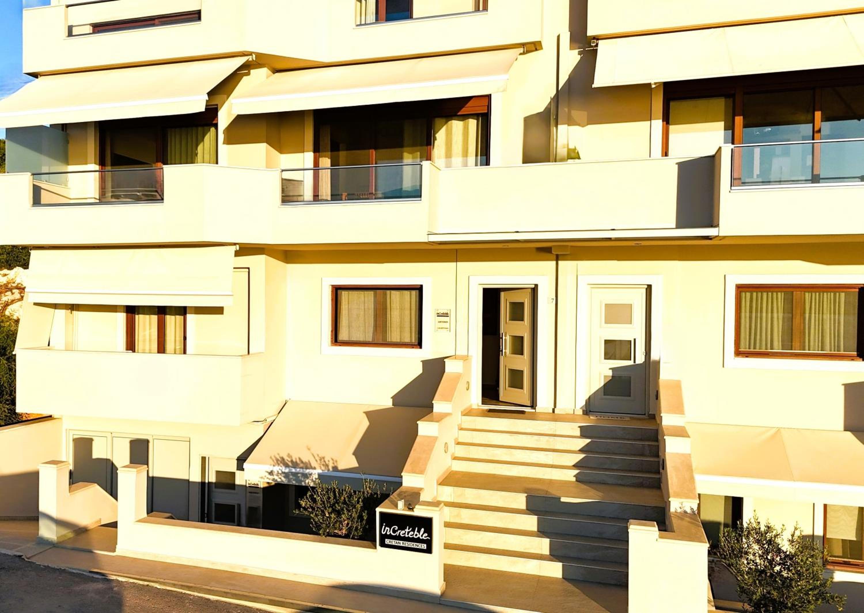 Three-Bedroom House - Photo 48