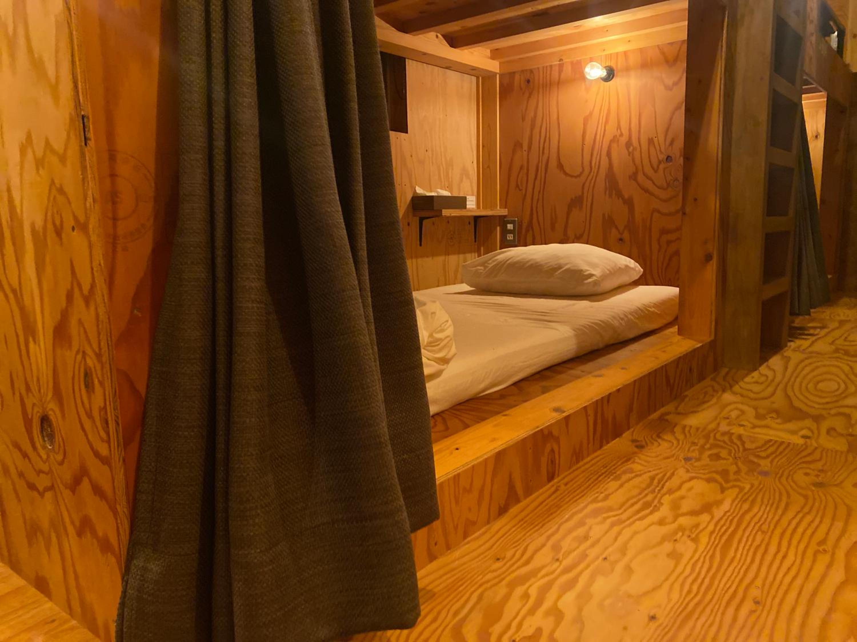 Bunk Bed in Mixed Dormitory Room