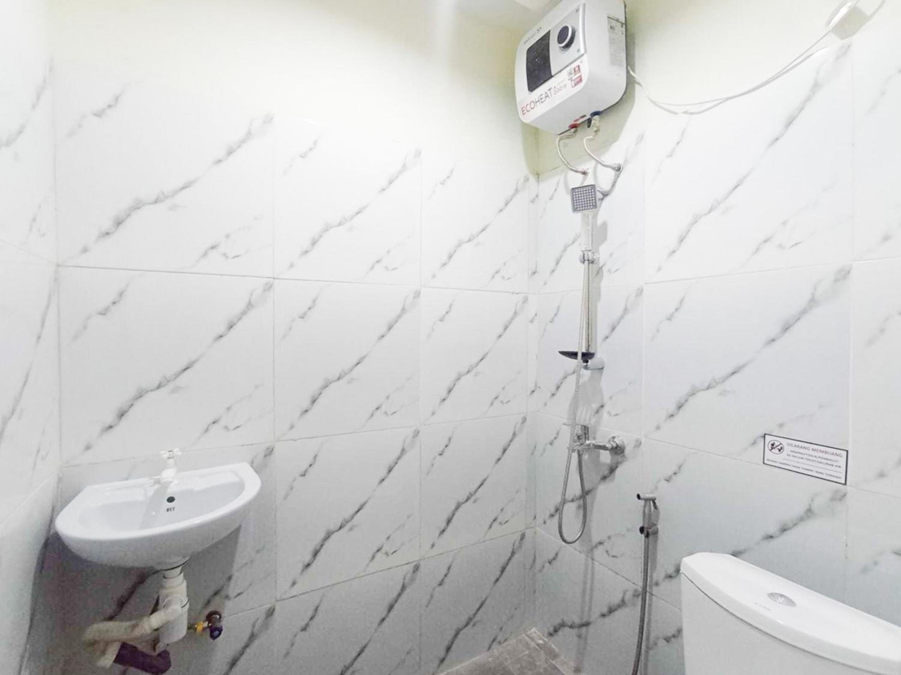 Deluxe Room - Photo 4
