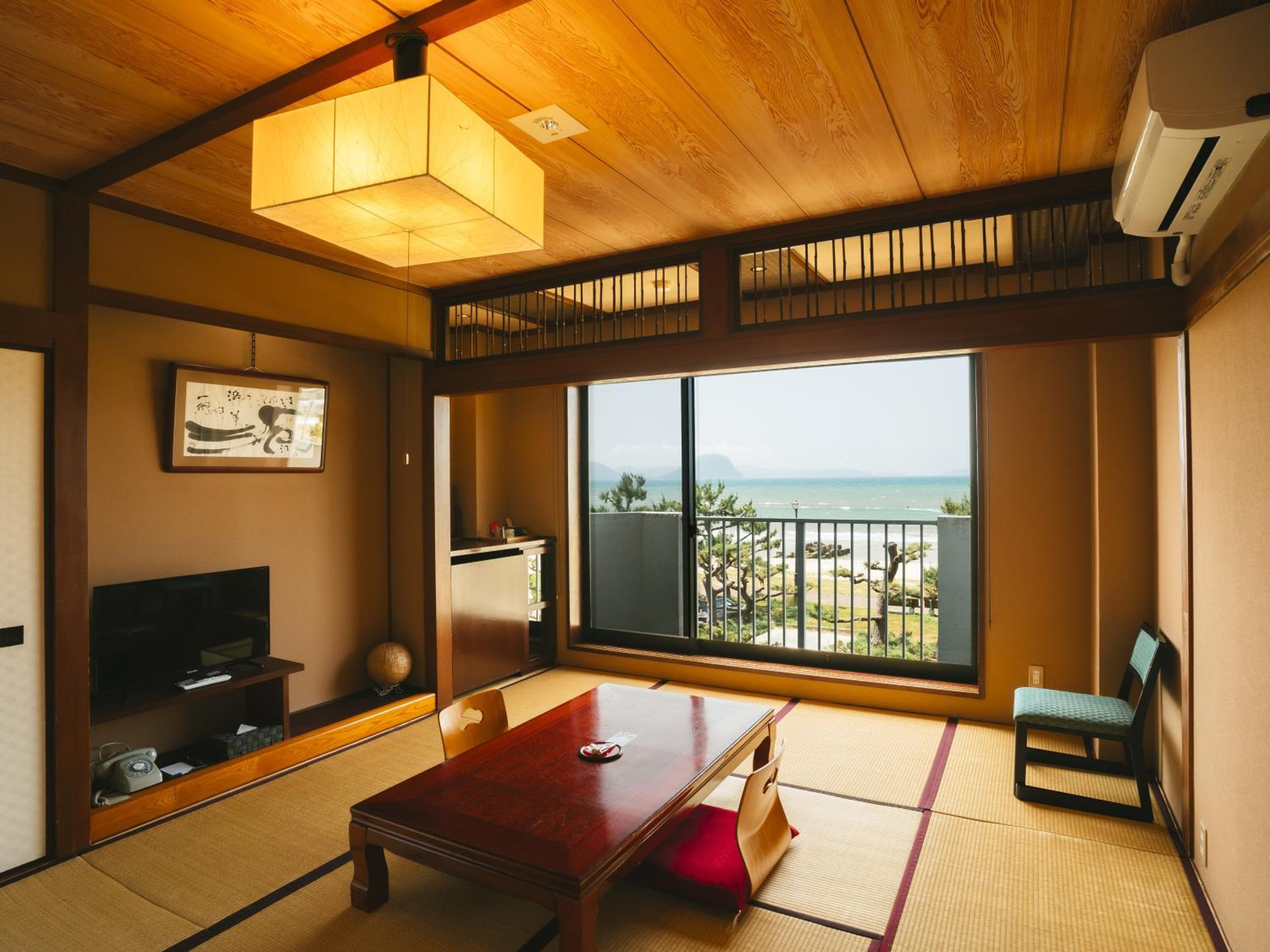 Standard Japanese-Style Quadruple Room