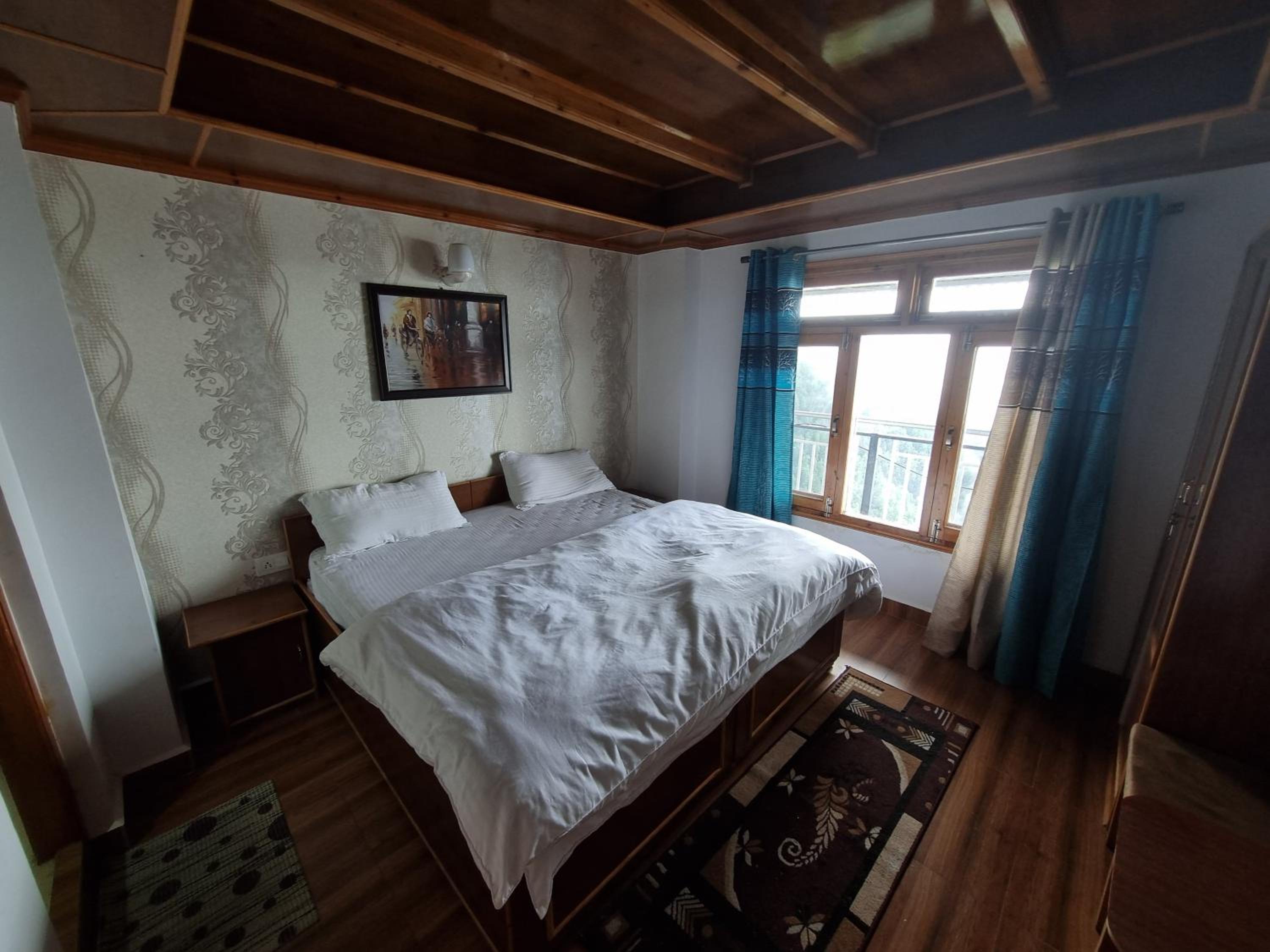 Double Room With Mountain View photo 3