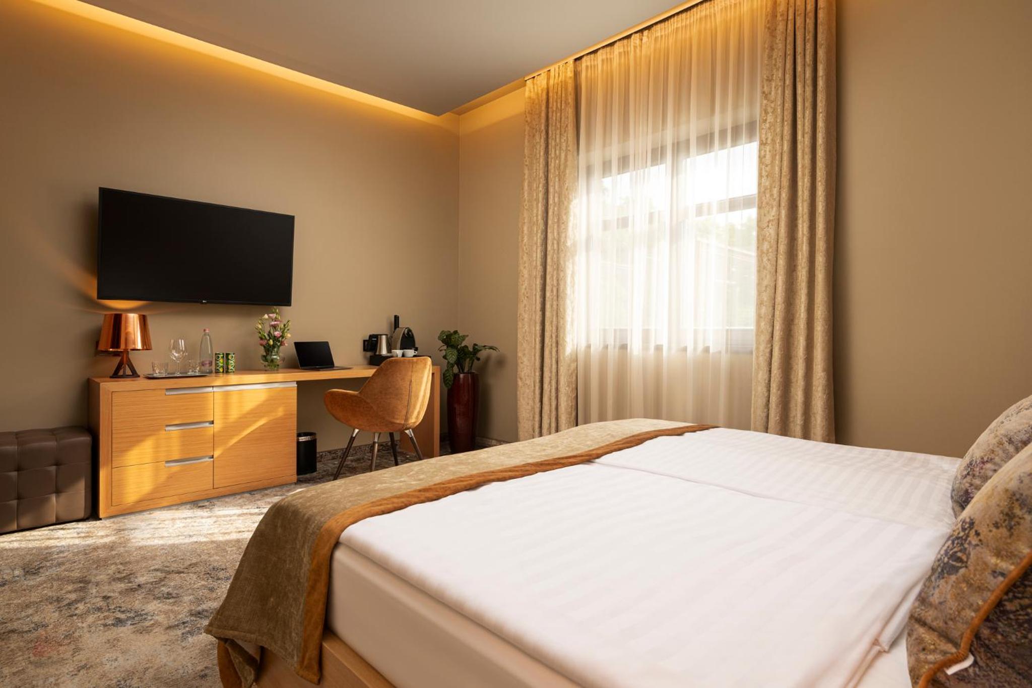 Superior Double Room photo 2