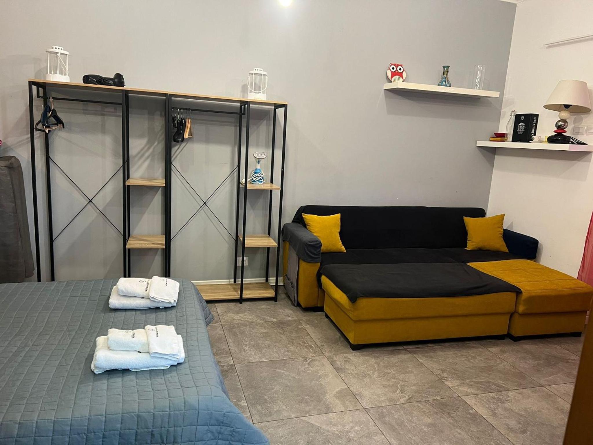Studio Apartment