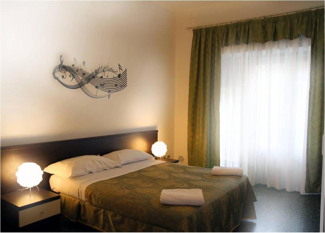 Double or Twin Room with Shared Bathroom