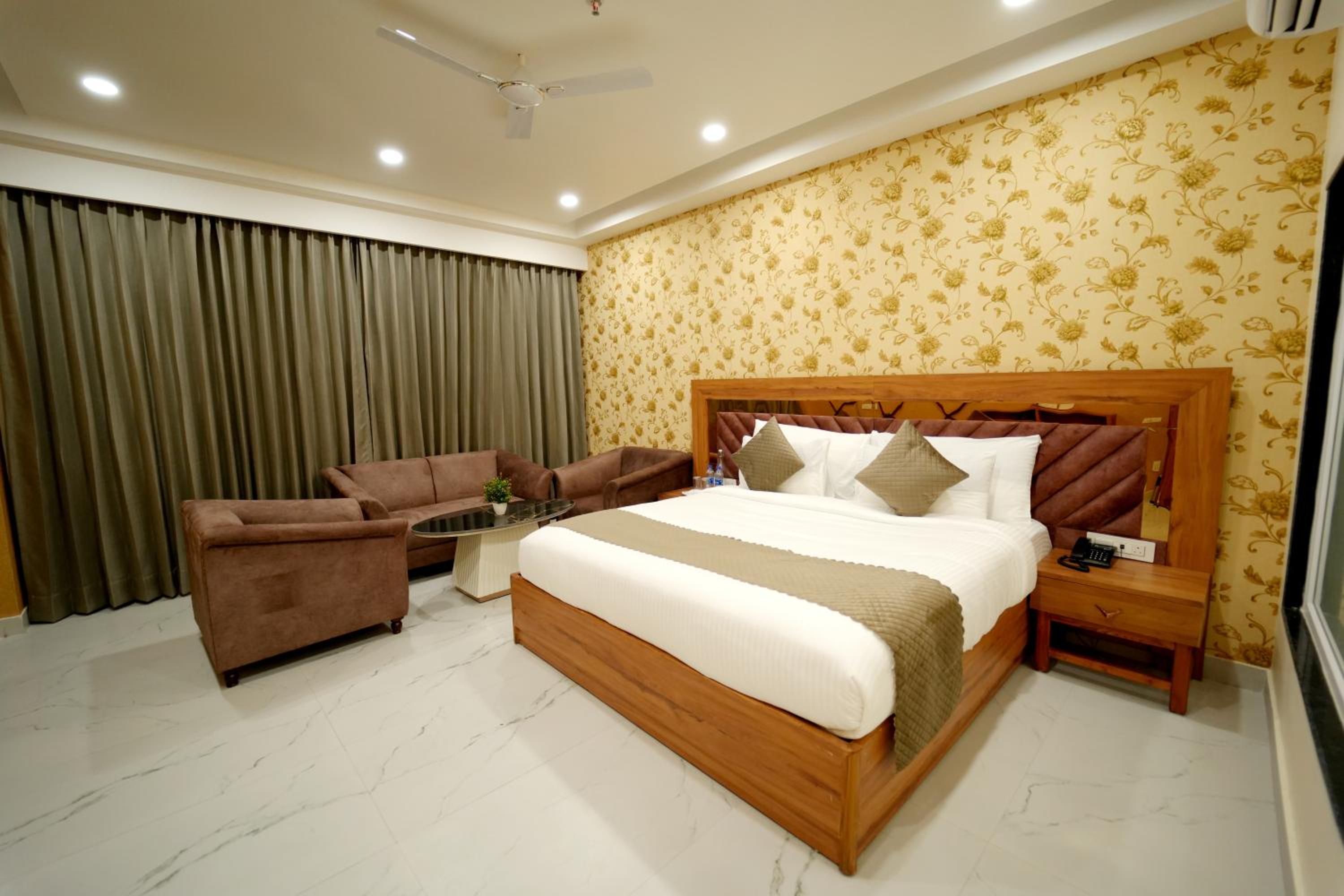 Family Suite photo 2
