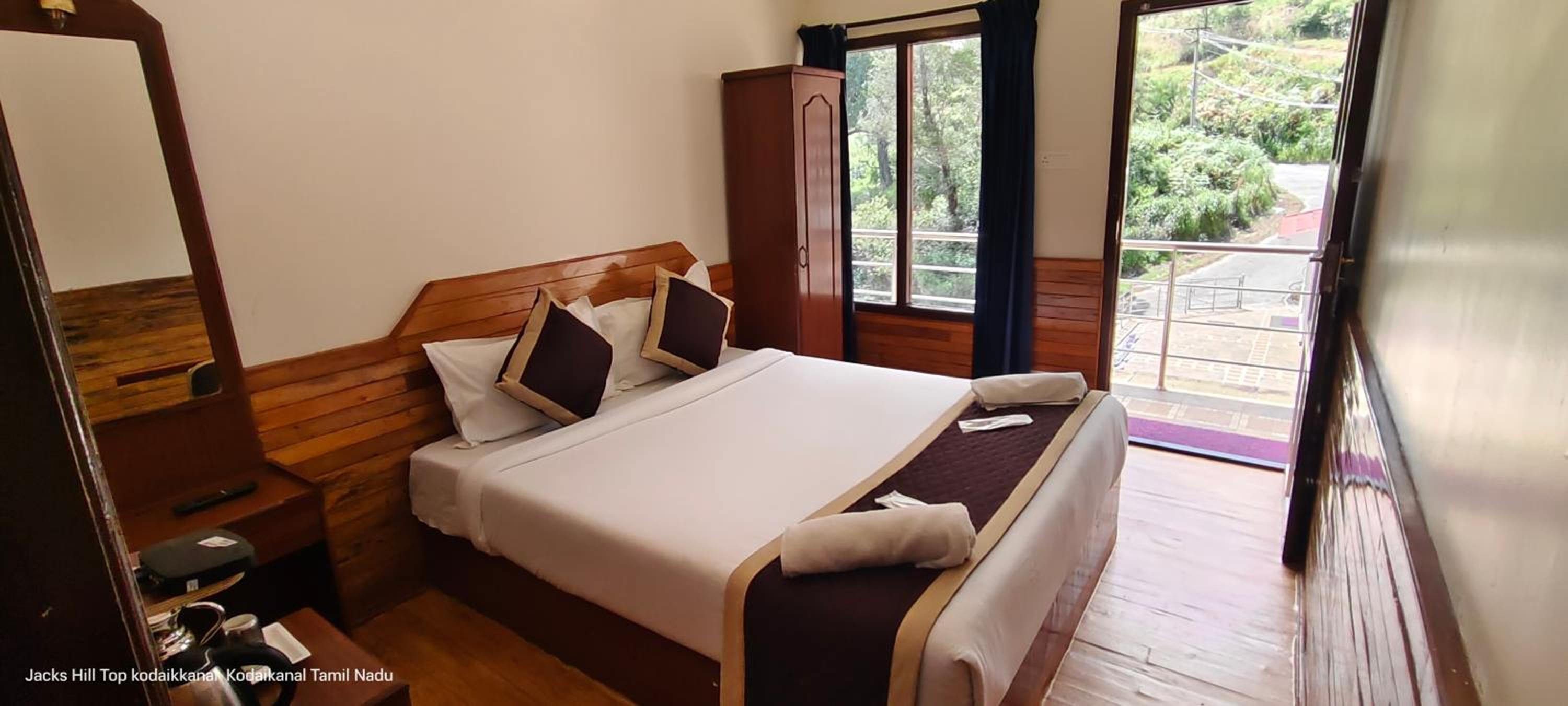 Standard Double Room - Photo 29