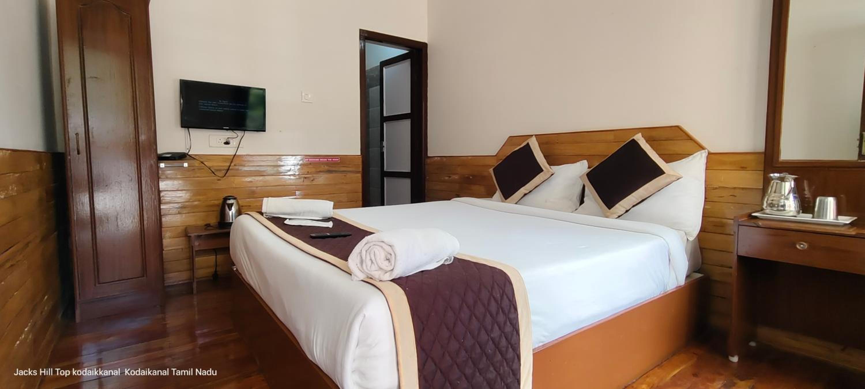 Standard Double Room - Photo 21