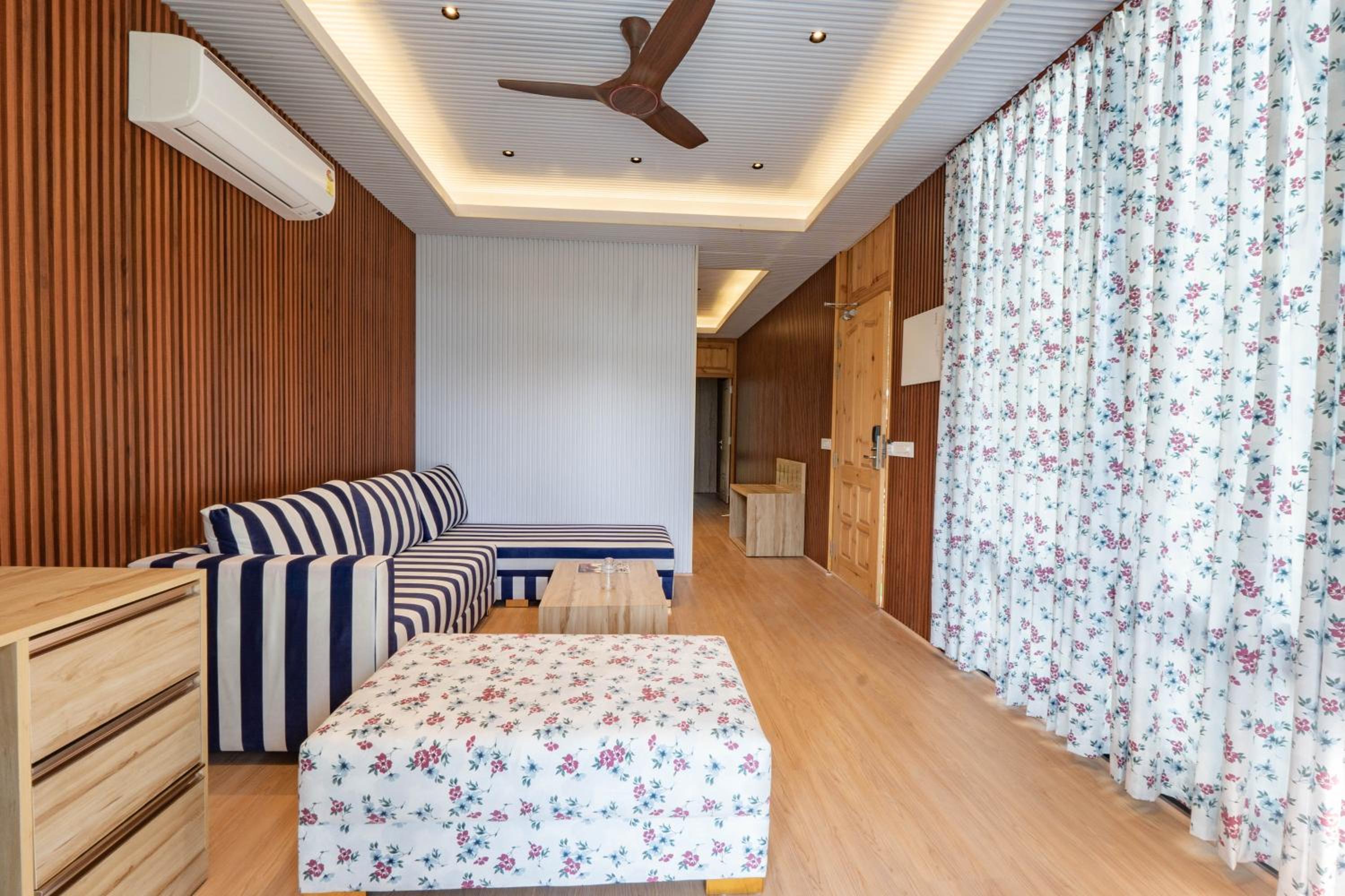 Karma Kove Suites