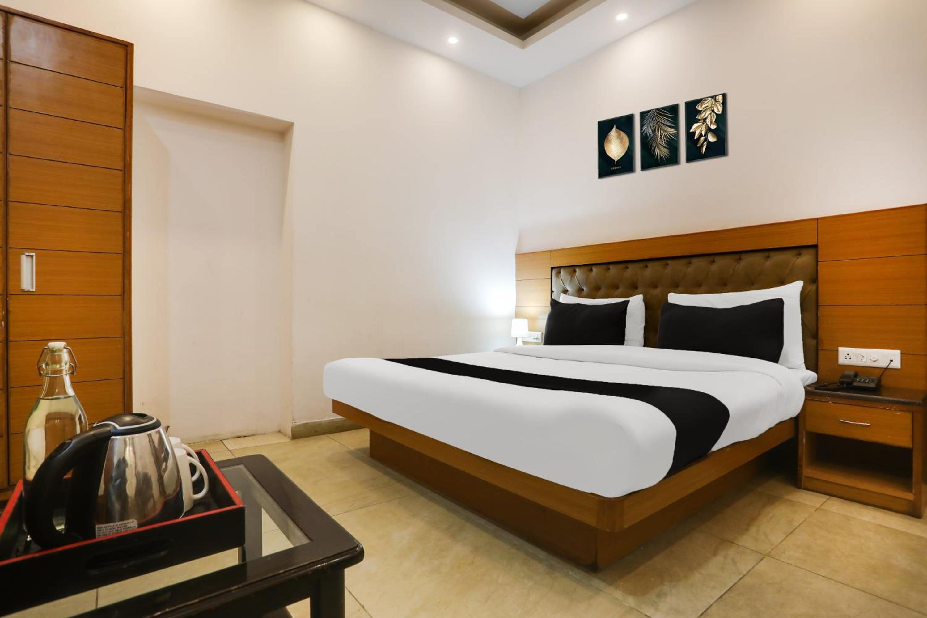 Classic Triple Room - Photo 2