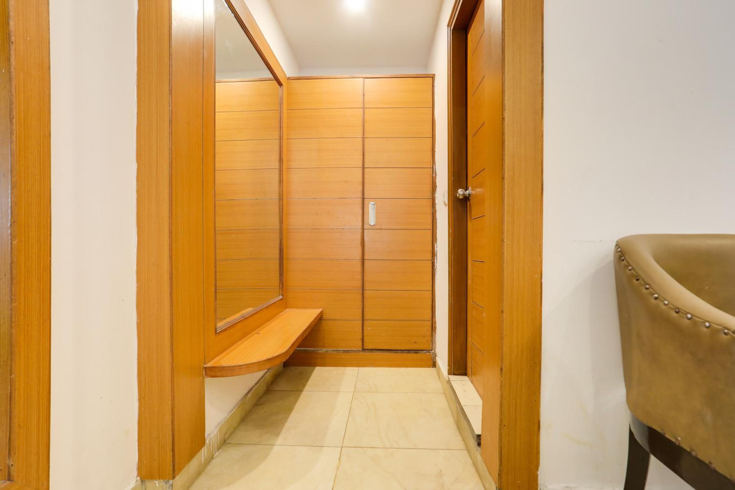 Classic Triple Room - Photo 20