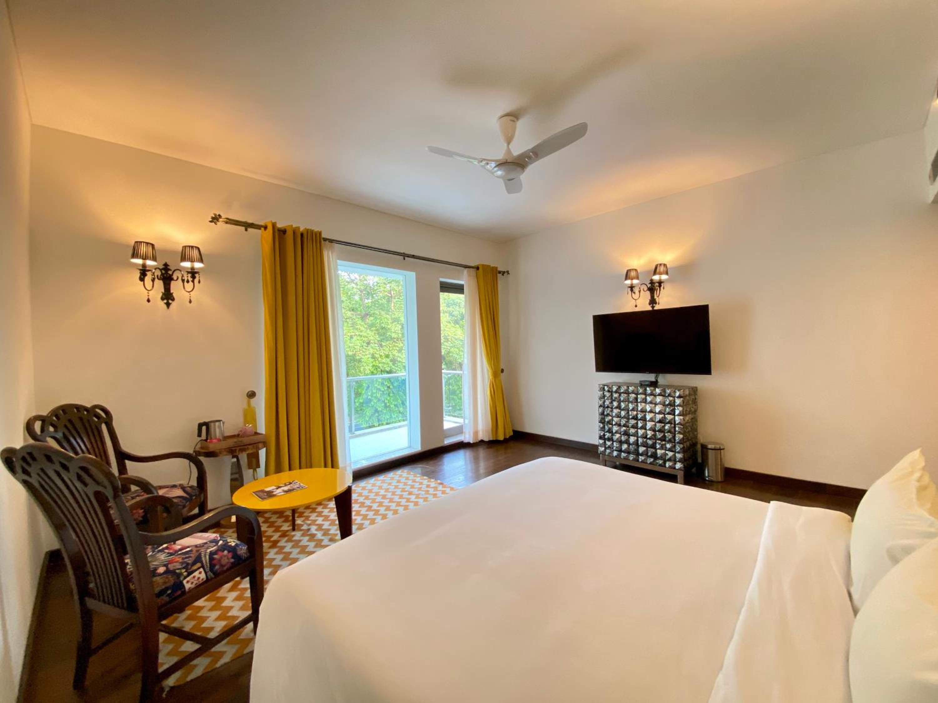 Silver Oak Villa, 4 Bedrooms, Private Garden & Terrace