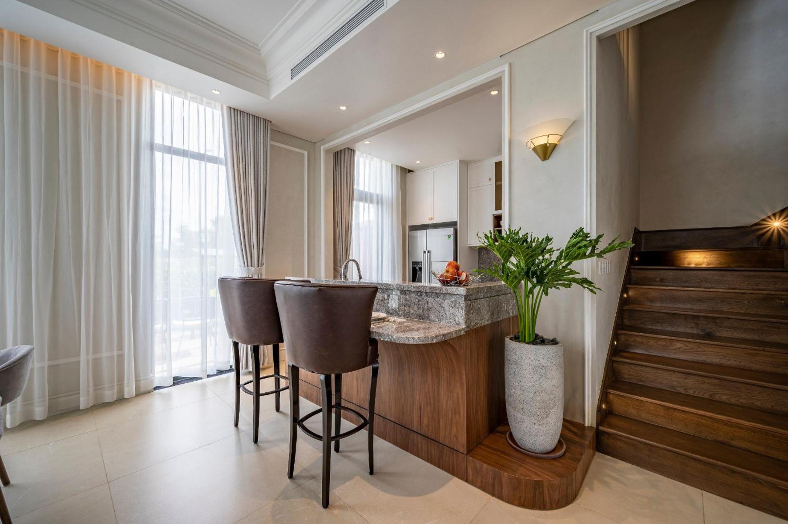 Three-Bedroom Villa photo 3