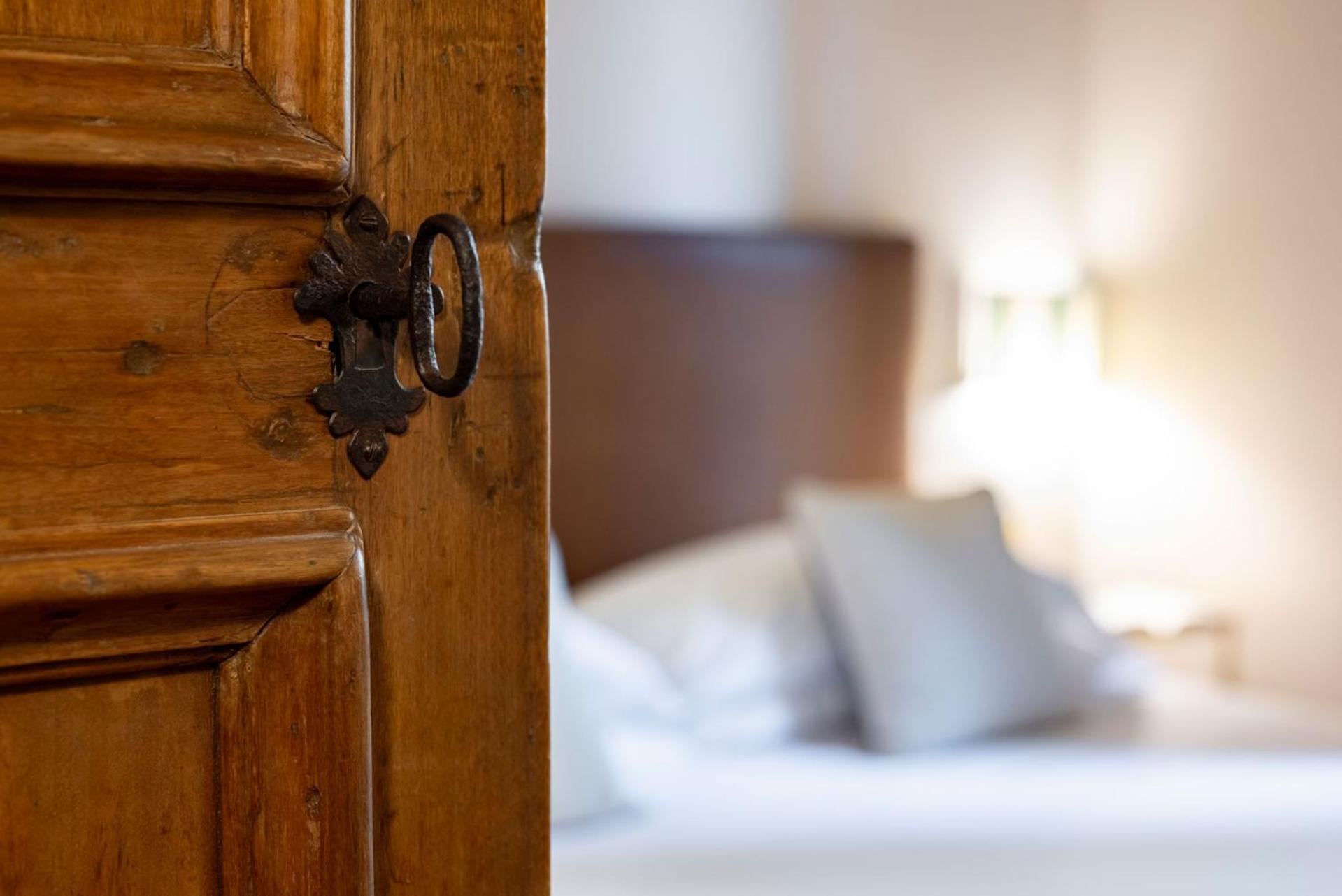 Double or Twin Room photo 3