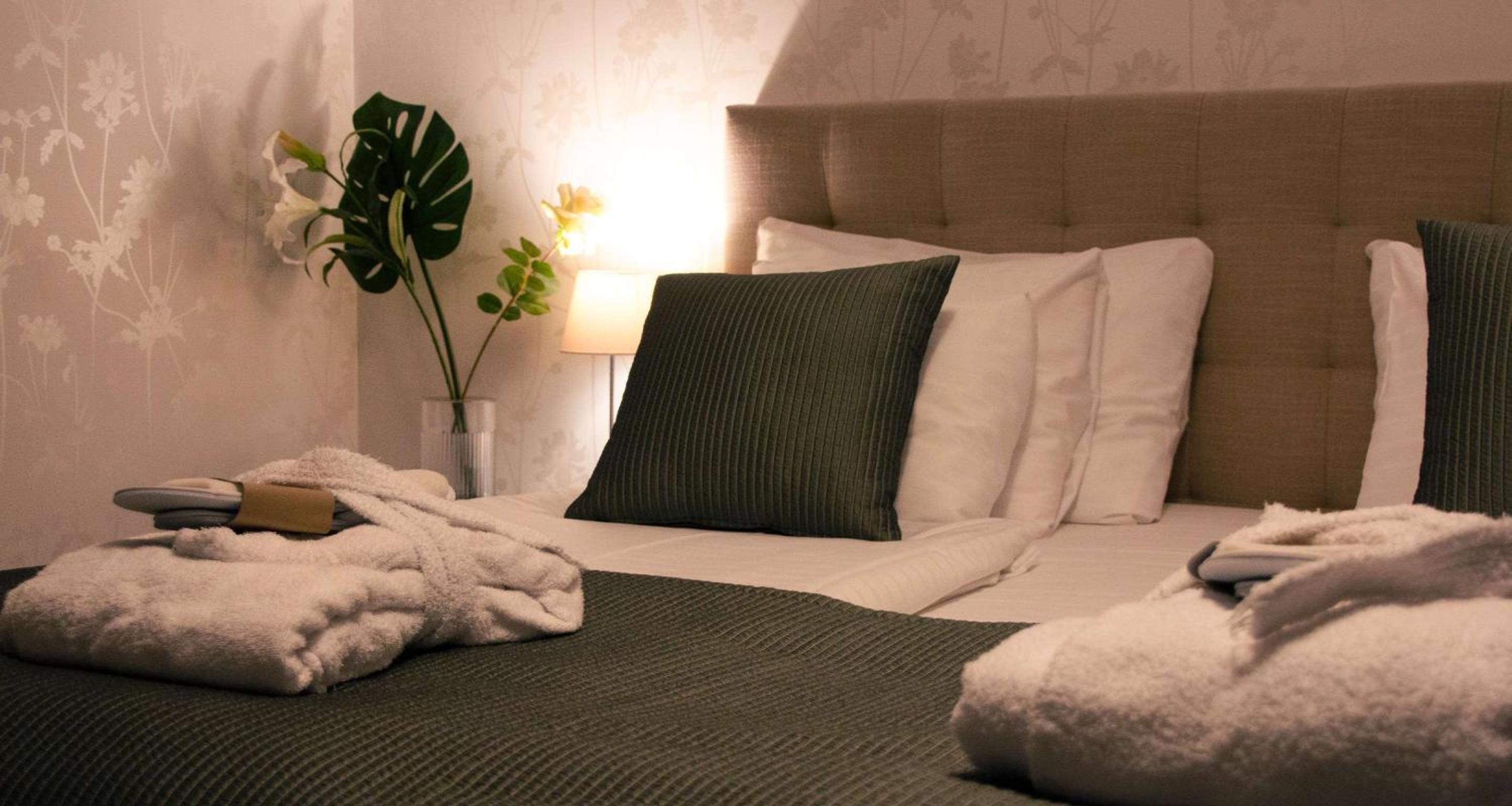Suite with Double Bed - Photo 6