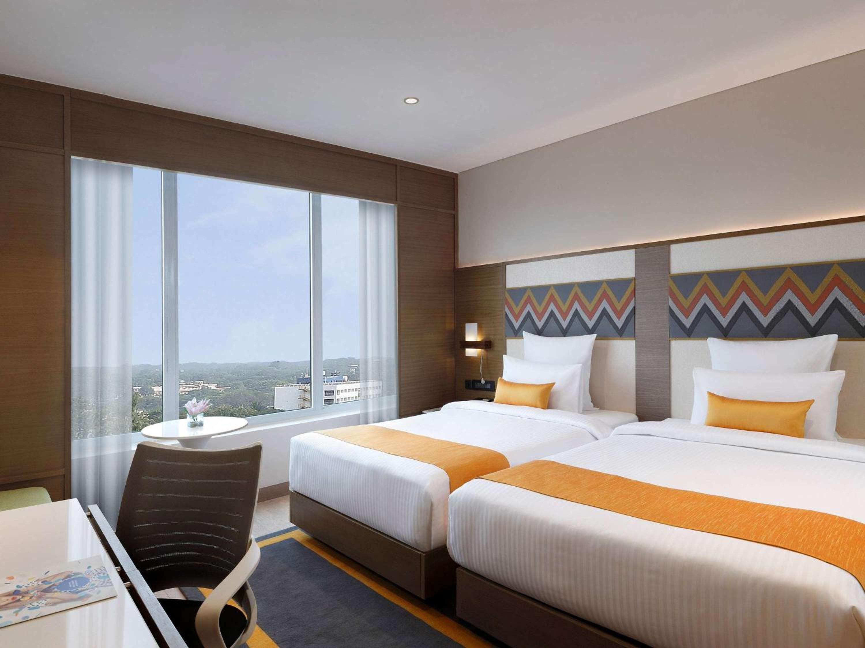 Executive Room with Two Twin Beds photo 3