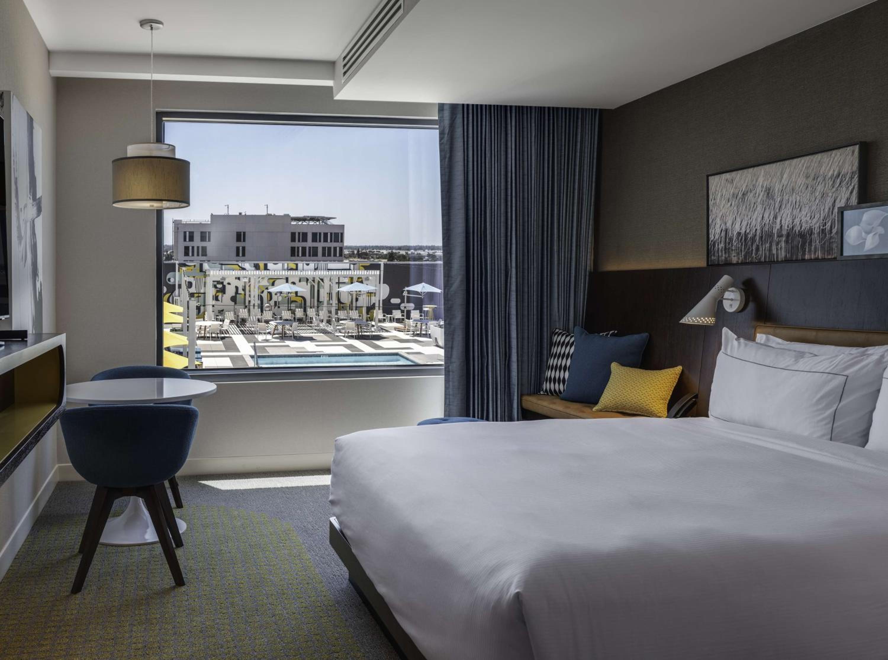 King Room with Pool View
