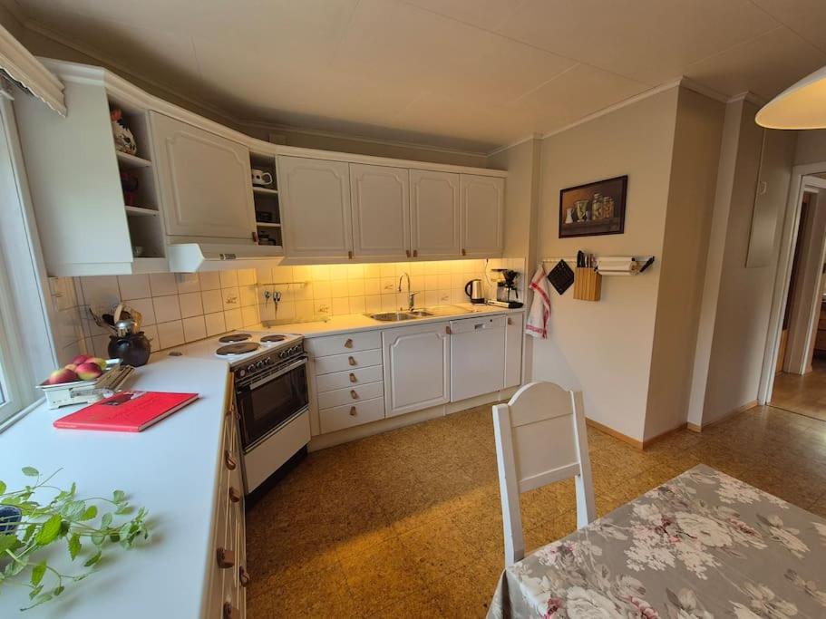 Four-Bedroom House photo 3