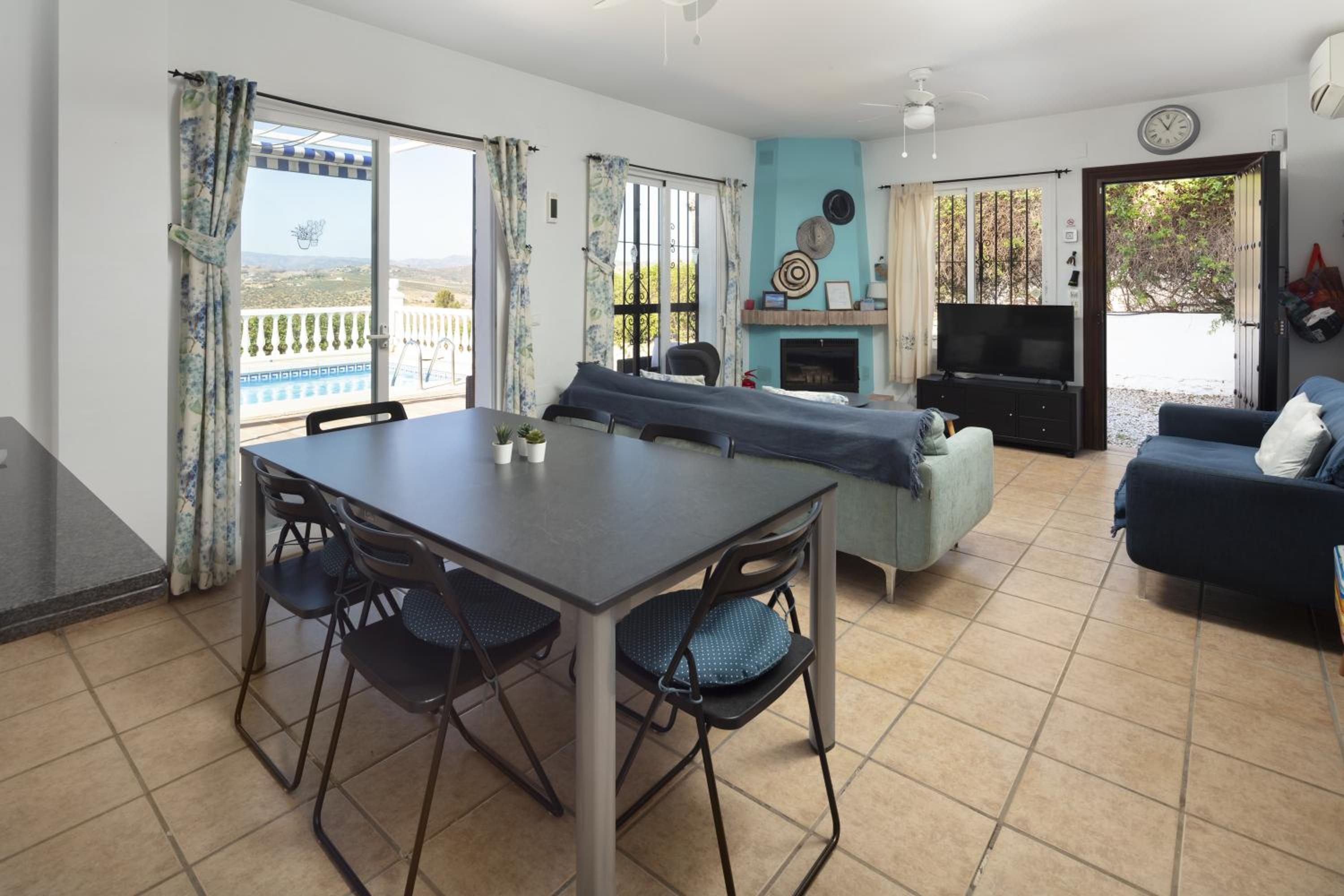 Villa con vistas al jardín