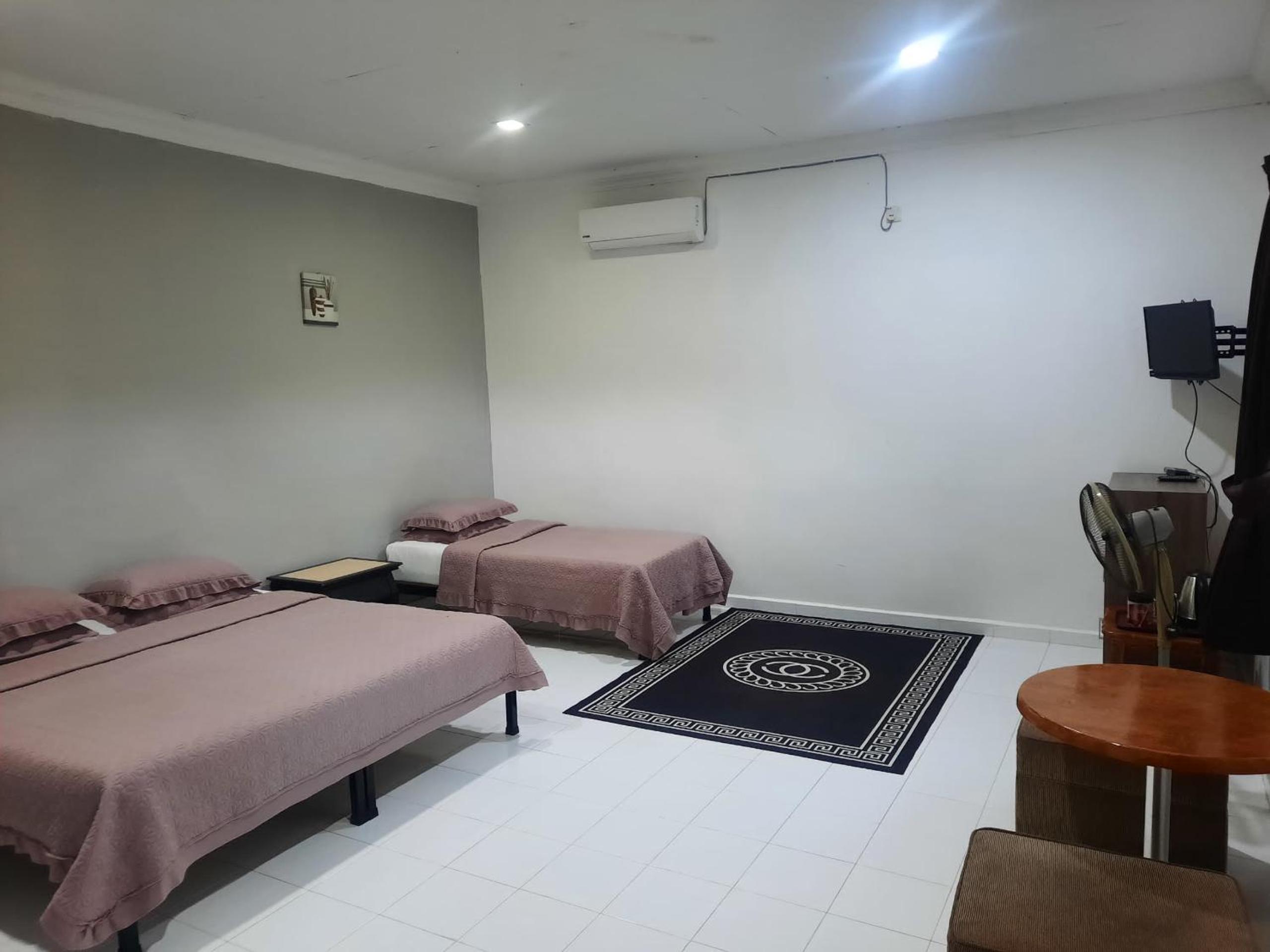 One-Bedroom House photo 2