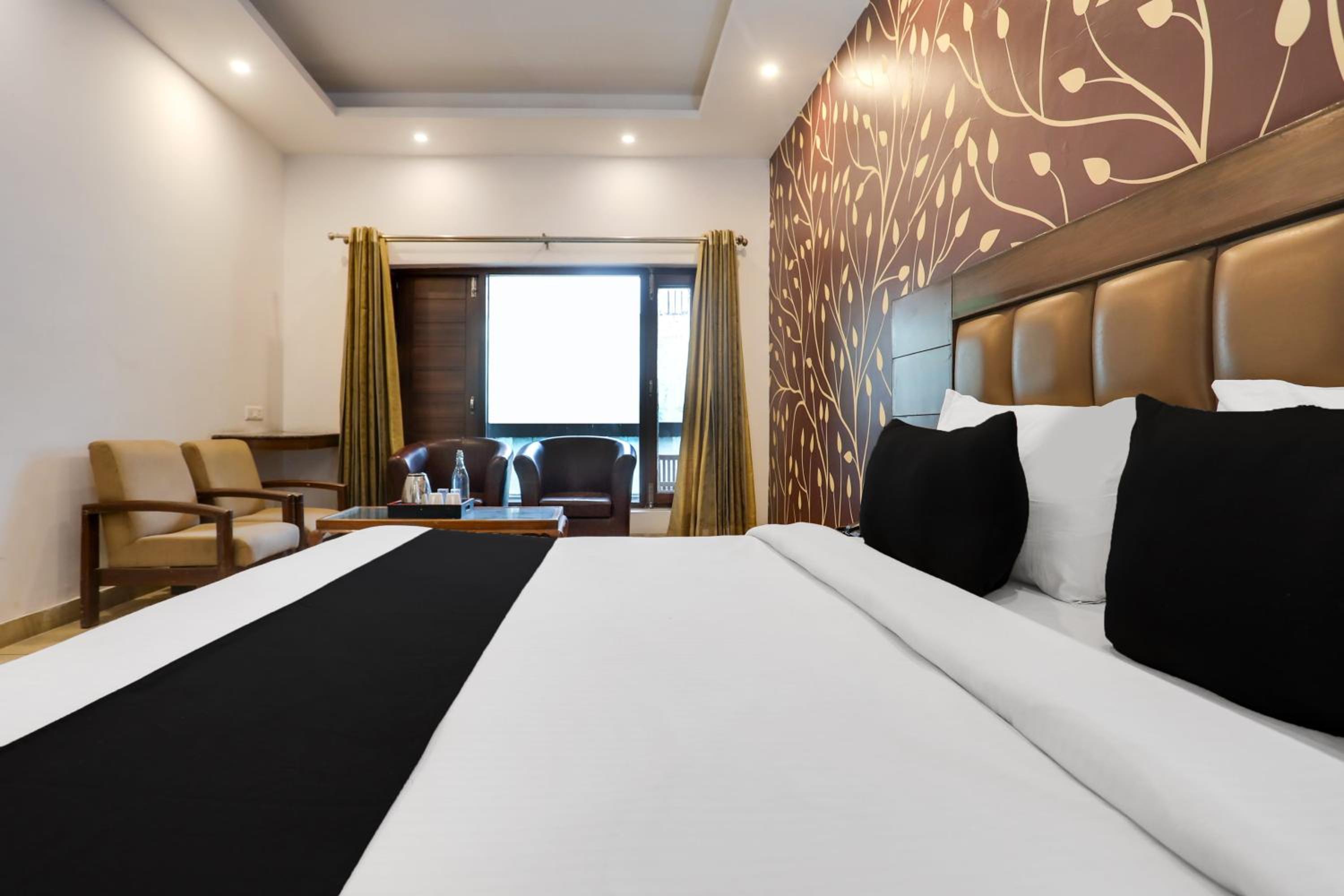 Classic Triple Room - Photo 8