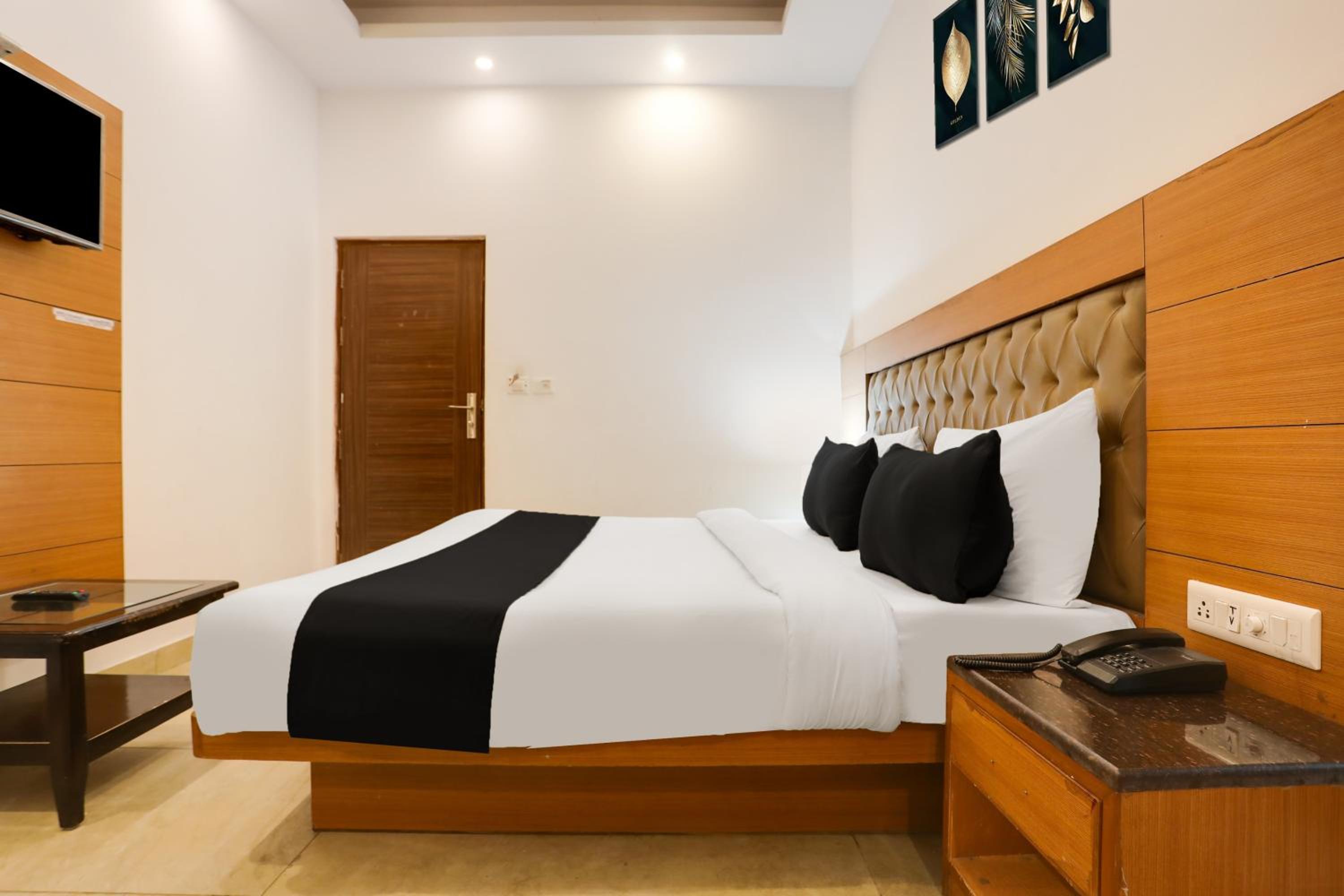 Classic Triple Room - Photo 4